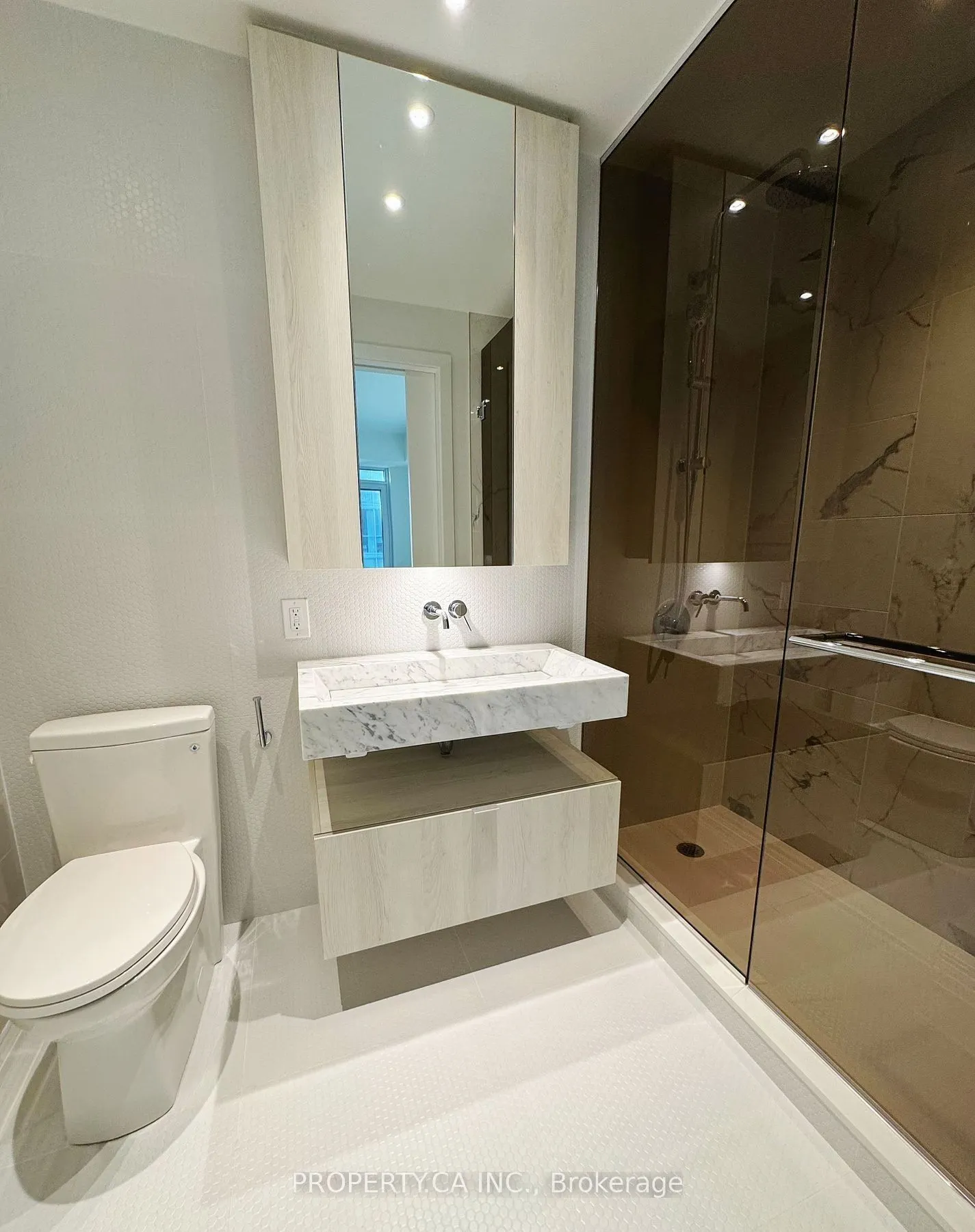 11 Yorkville Avenue #1007