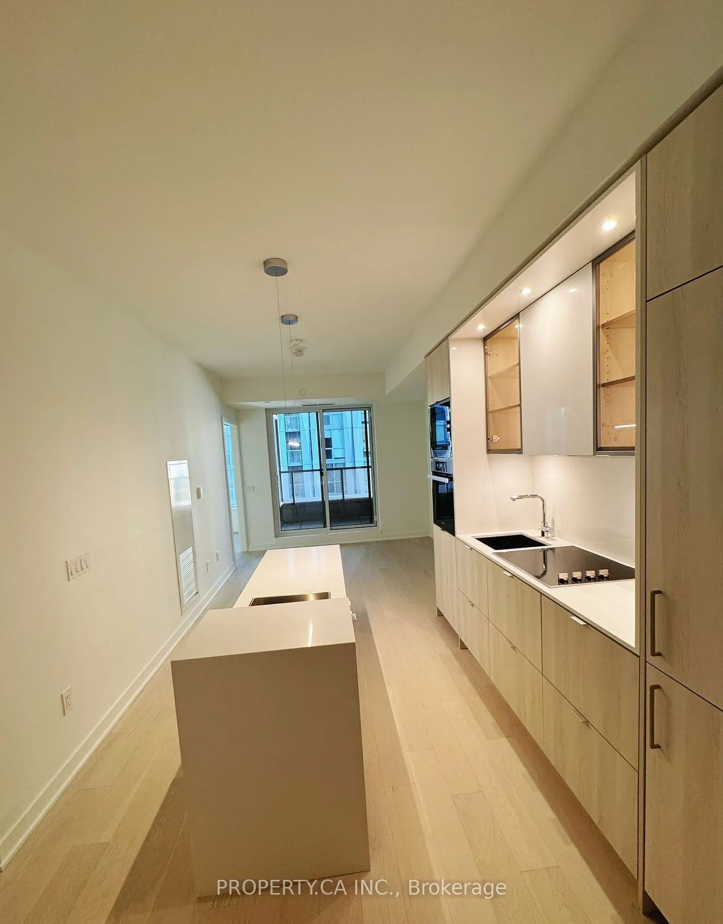 11 Yorkville Avenue #1007