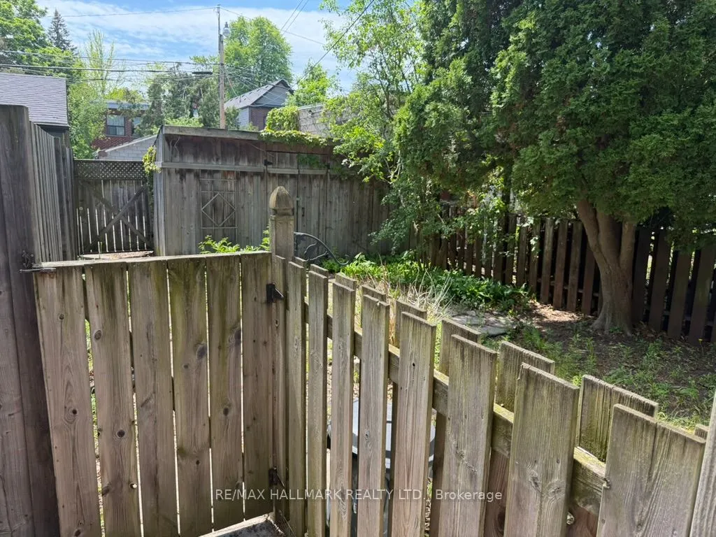 73 Hocken Avenue