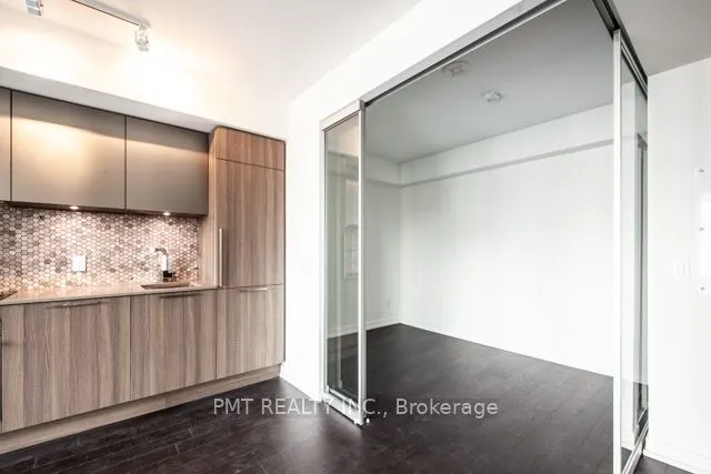 85 Wood Street #1617