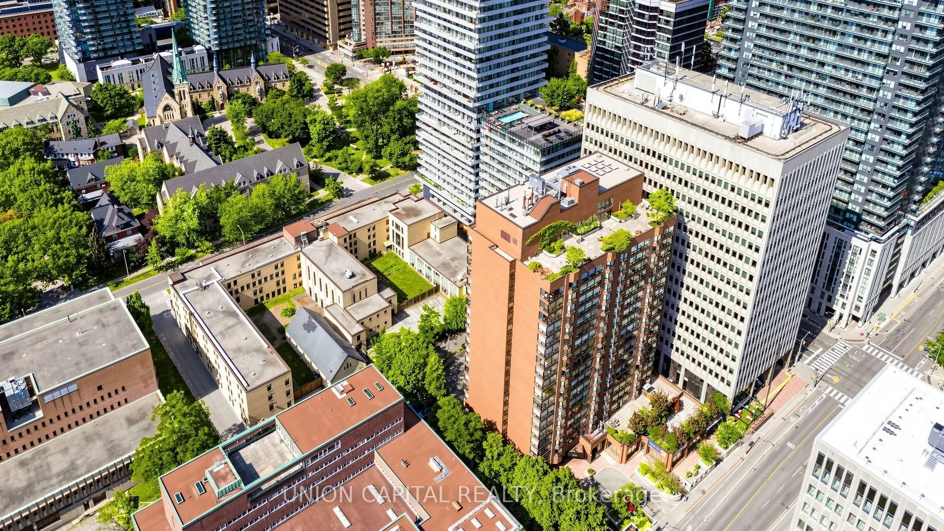 62 Wellesley Street W #1405