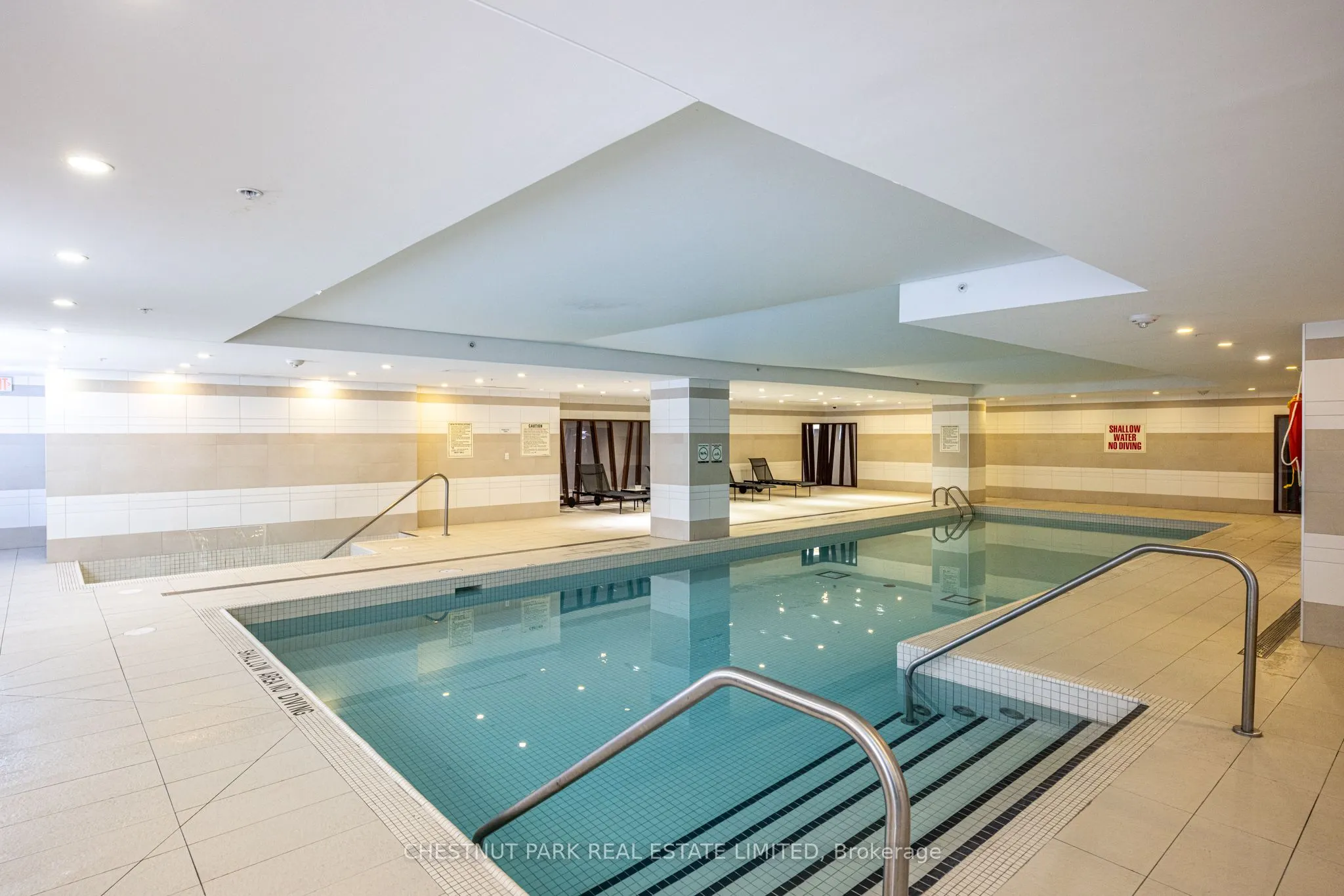 111 St Clair Avenue W #416