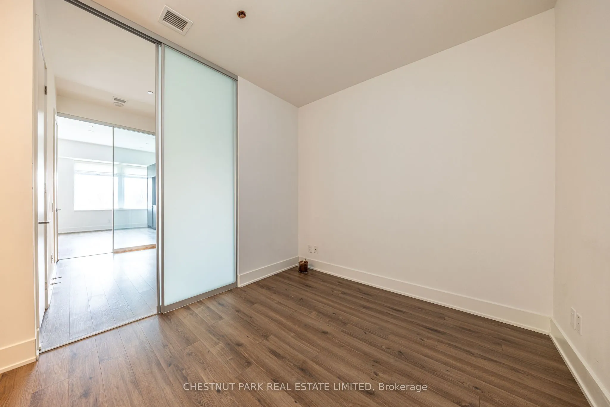 111 St Clair Avenue W #416