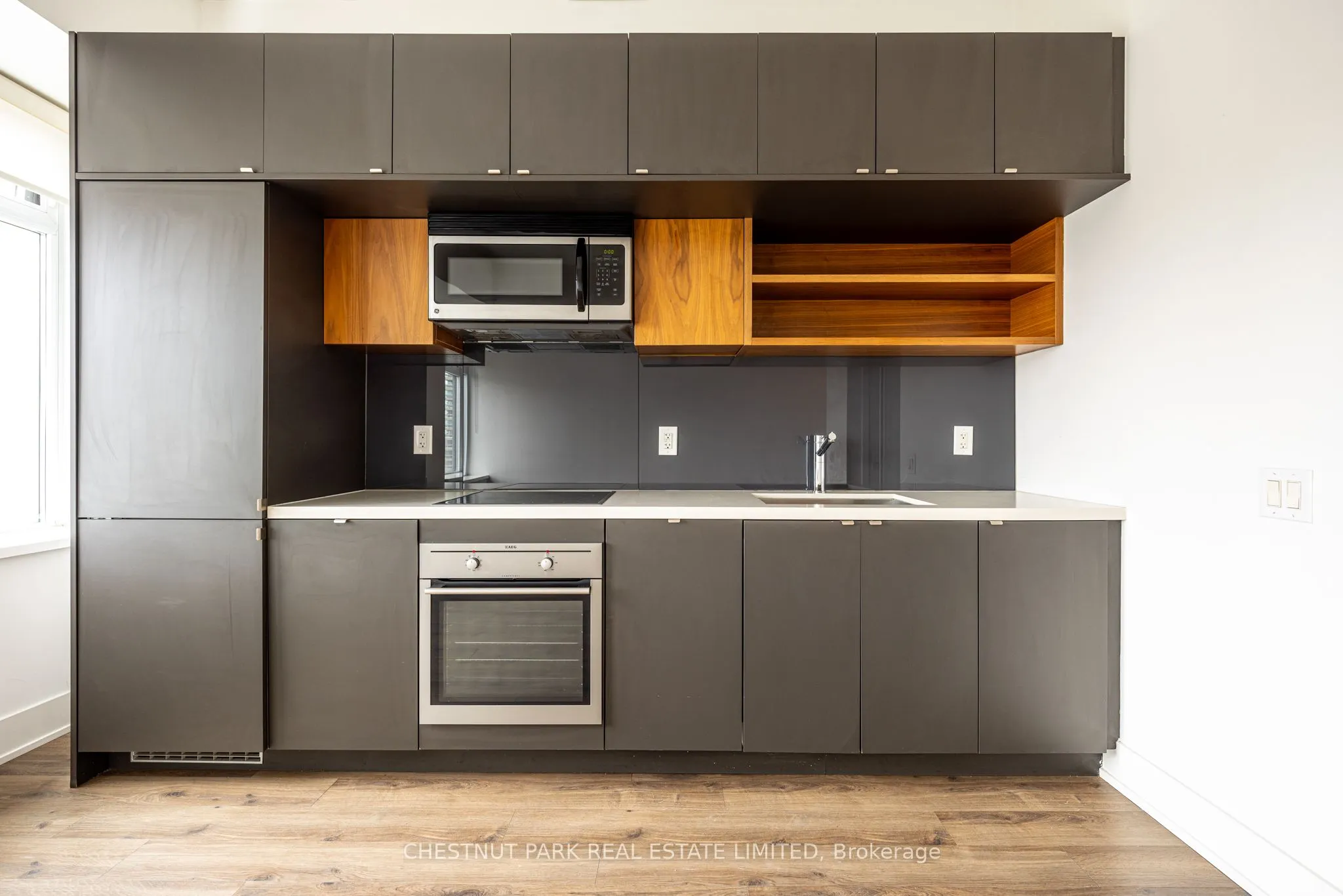 111 St Clair Avenue W #416