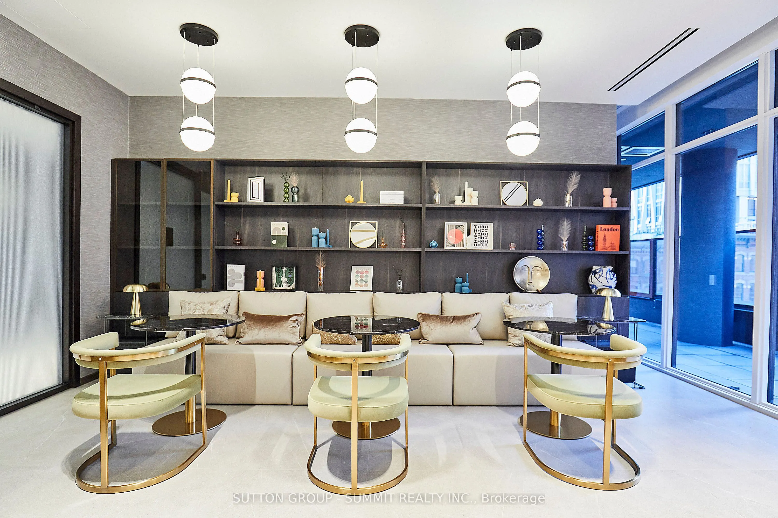 771 YONGE Street #2501