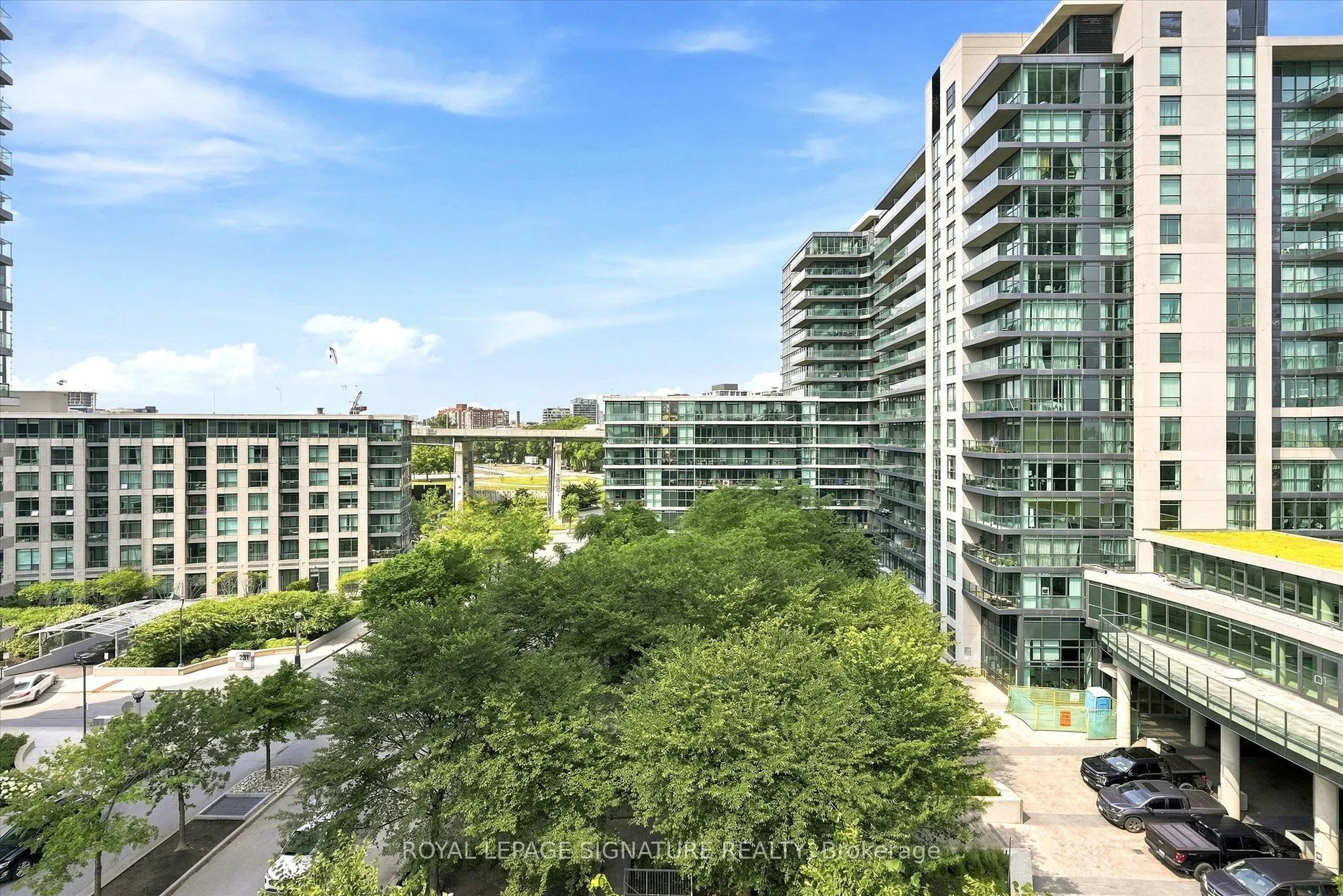 215 Fort York Boulevard #711