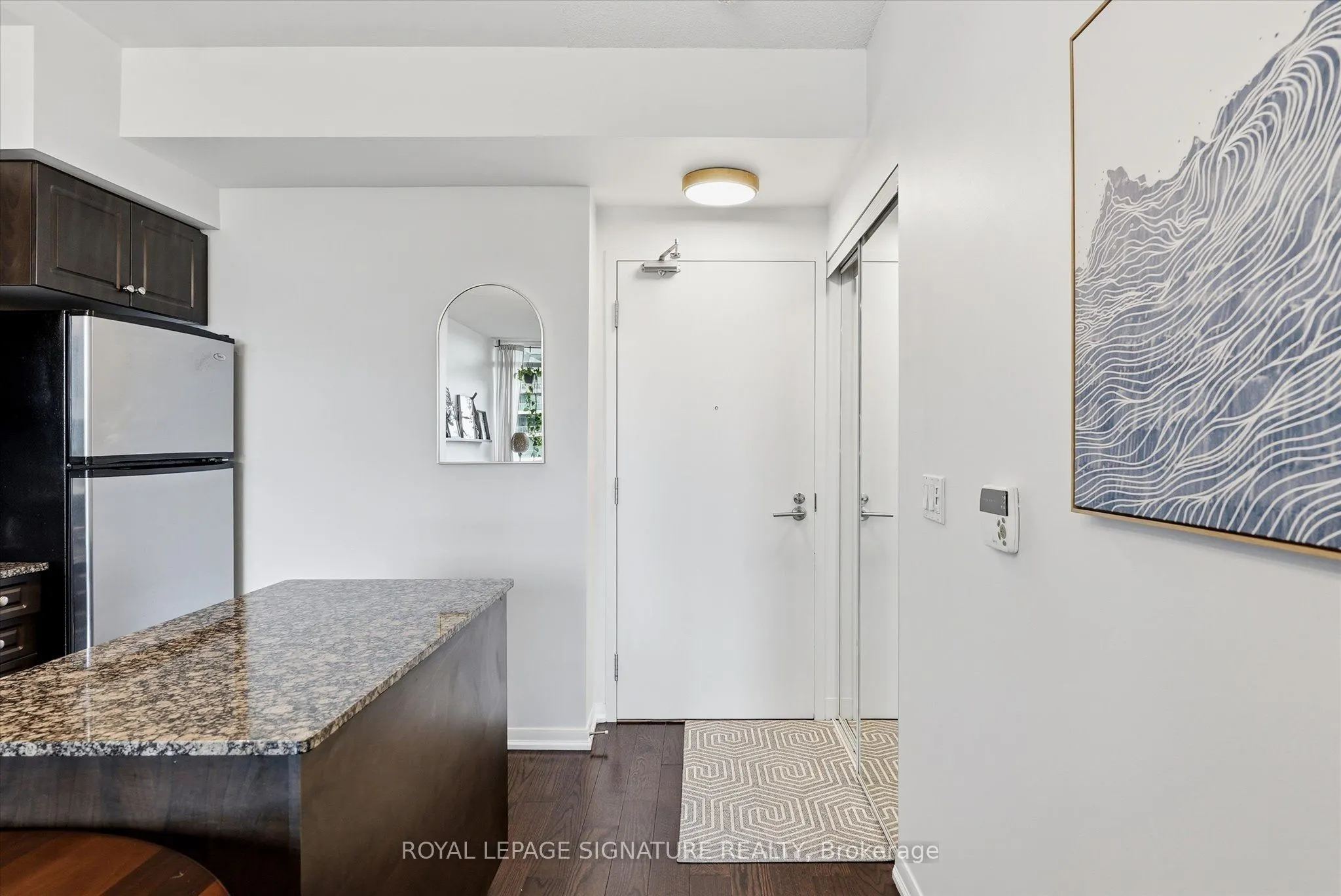 215 Fort York Boulevard #711
