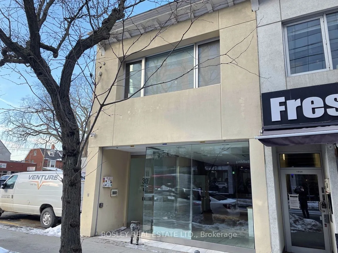 1052 Queen Street W #2nd Flr