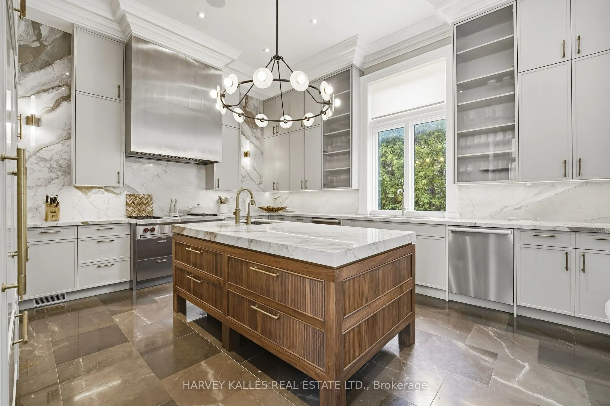 139 Dunvegan Road