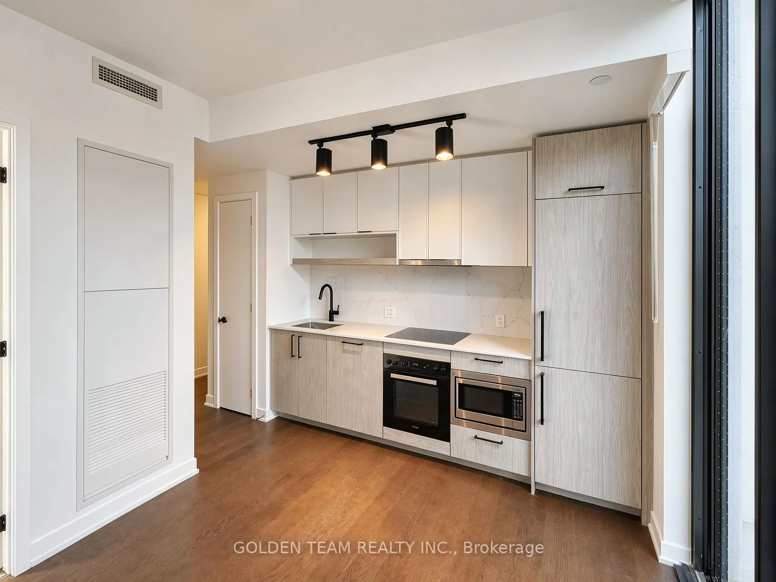 91 Montclair Avenue #727