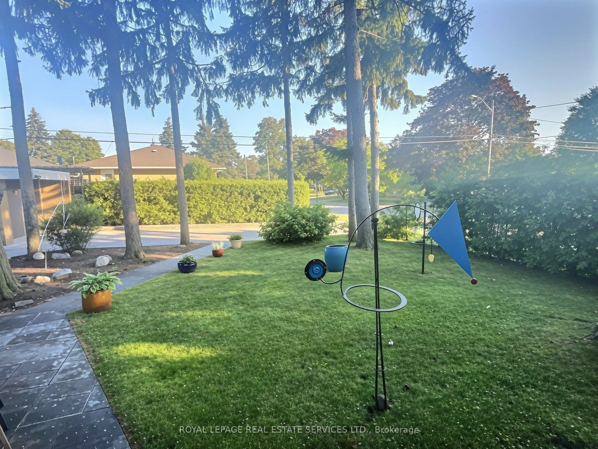 33 Blue Forest Drive