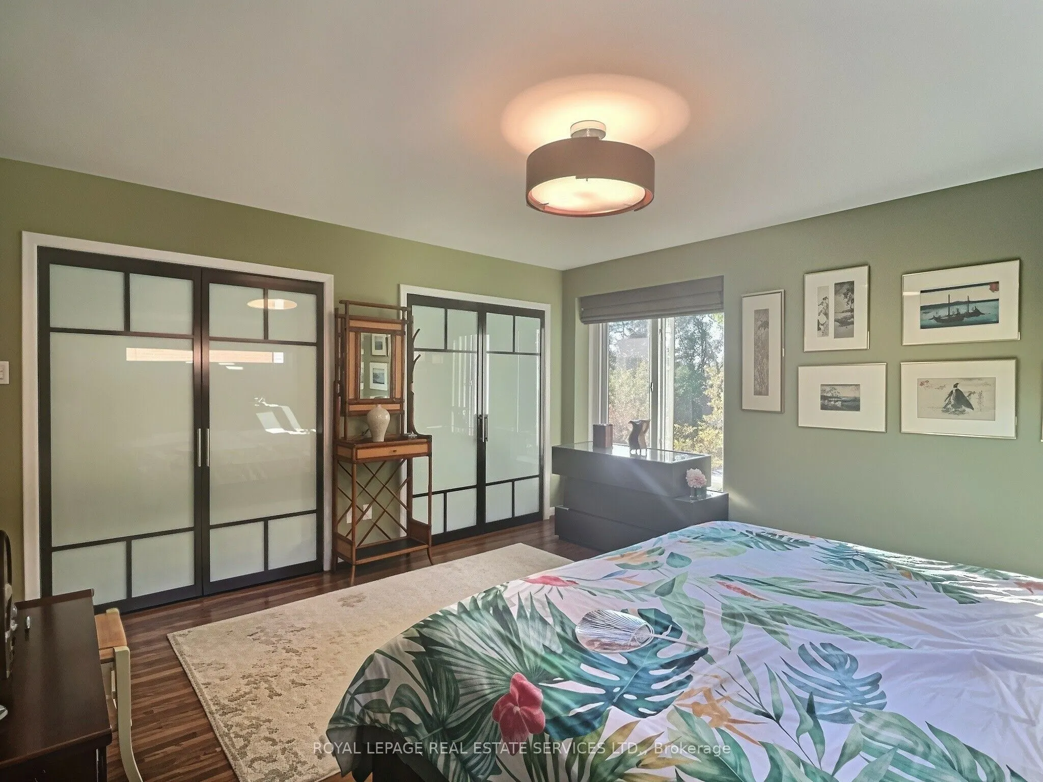 33 Blue Forest Drive