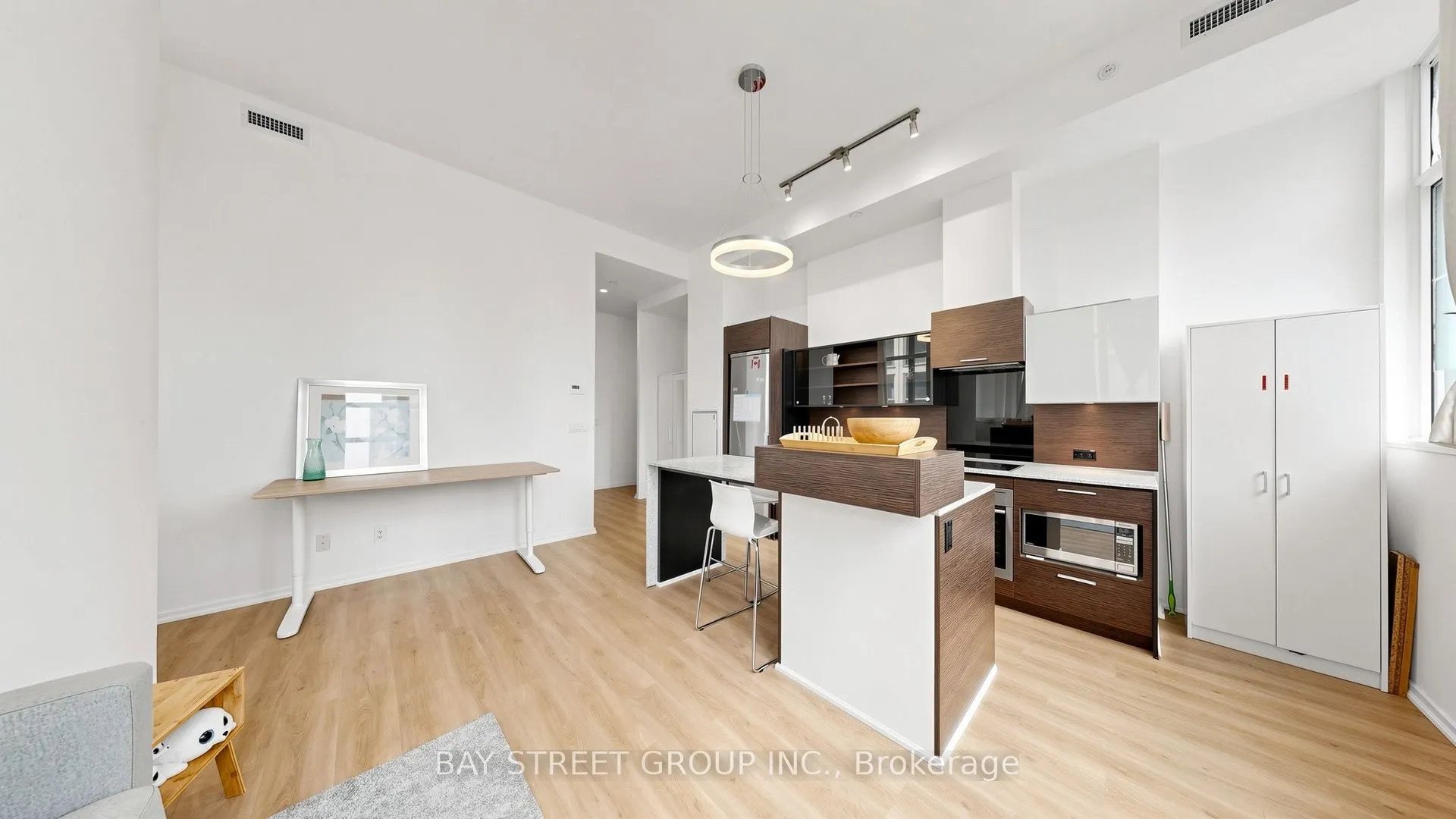 75 St Nicholas Street #311
