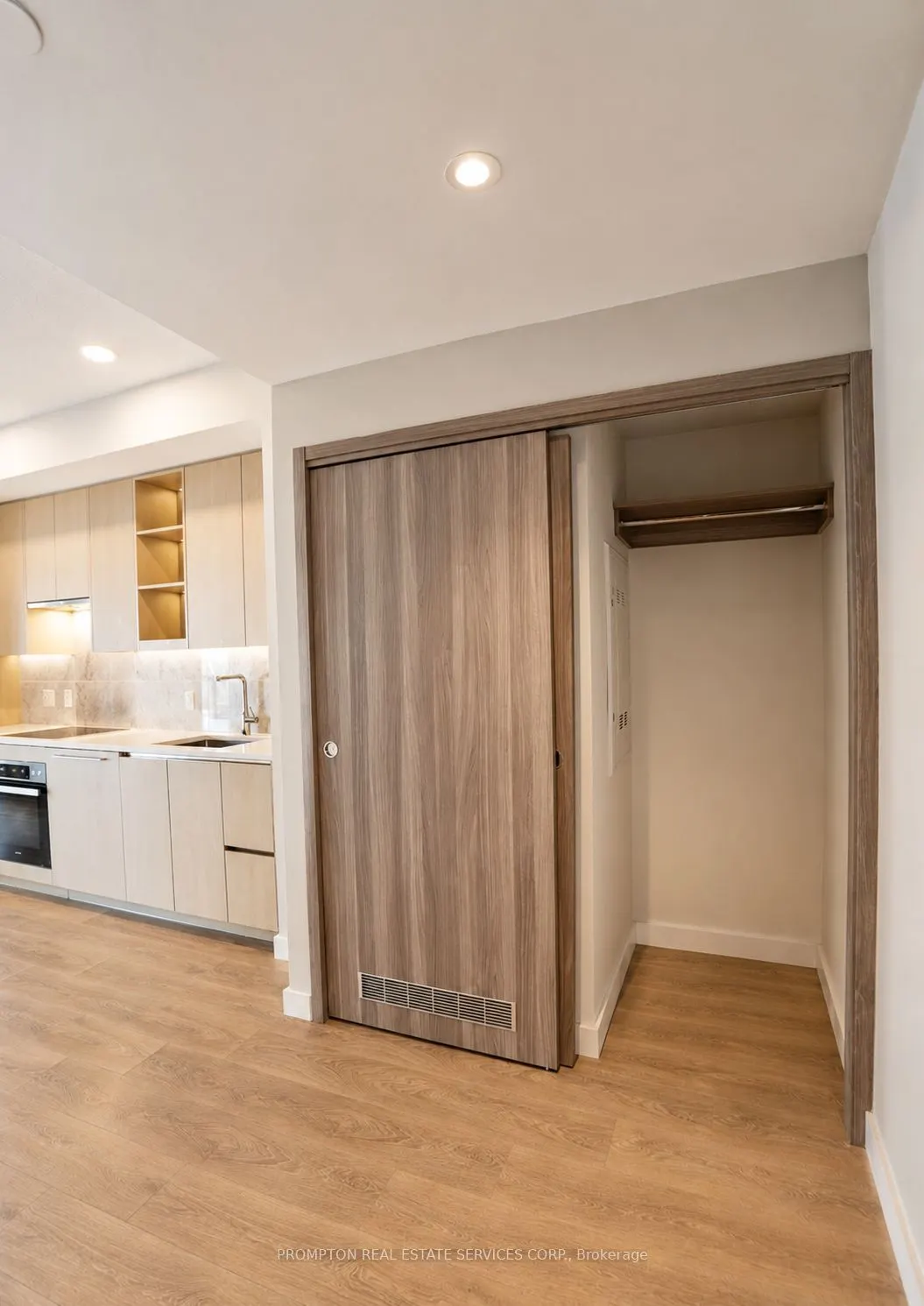 85 McMahon Drive #2115