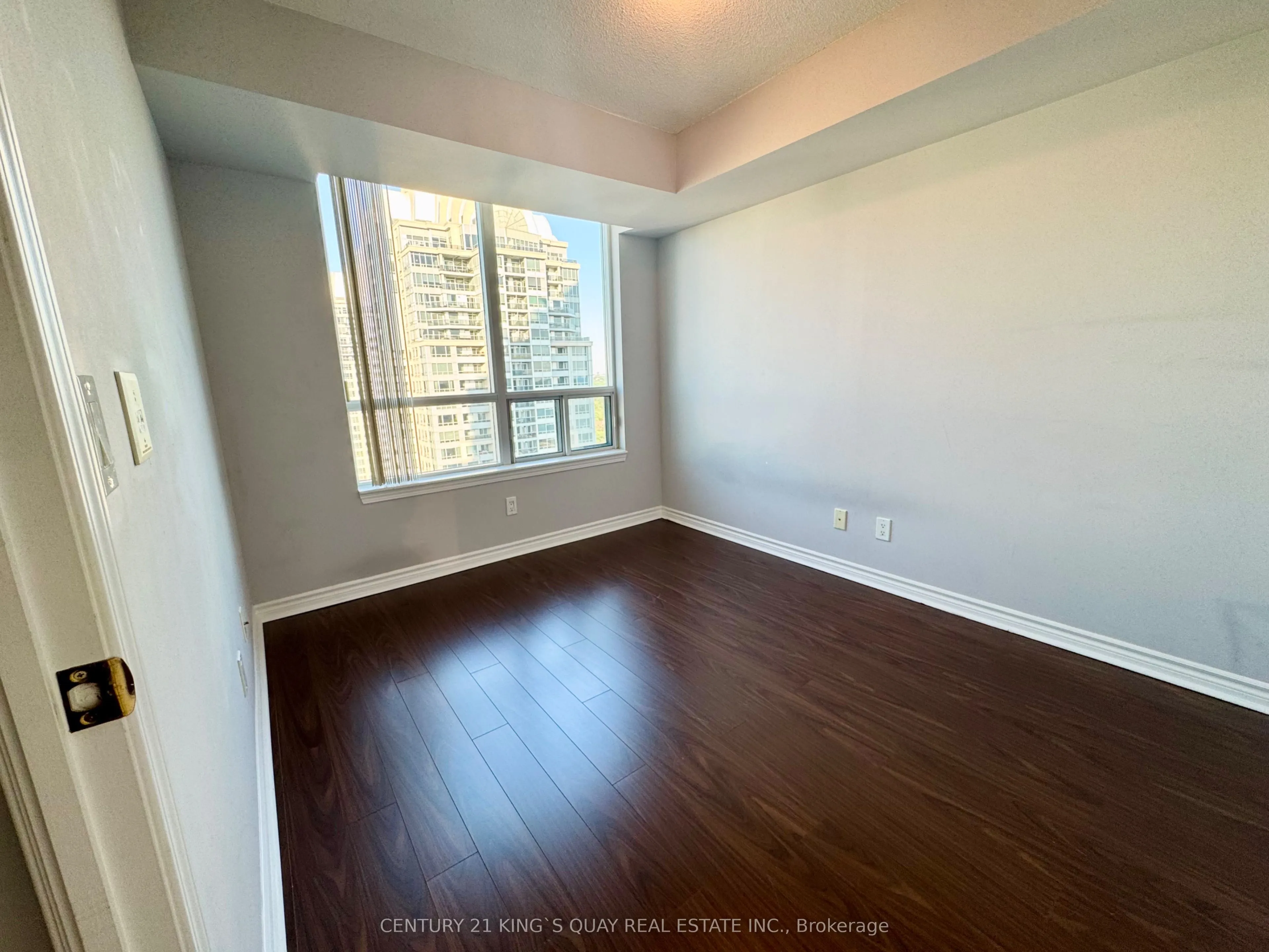 17 Barberry Place #2006