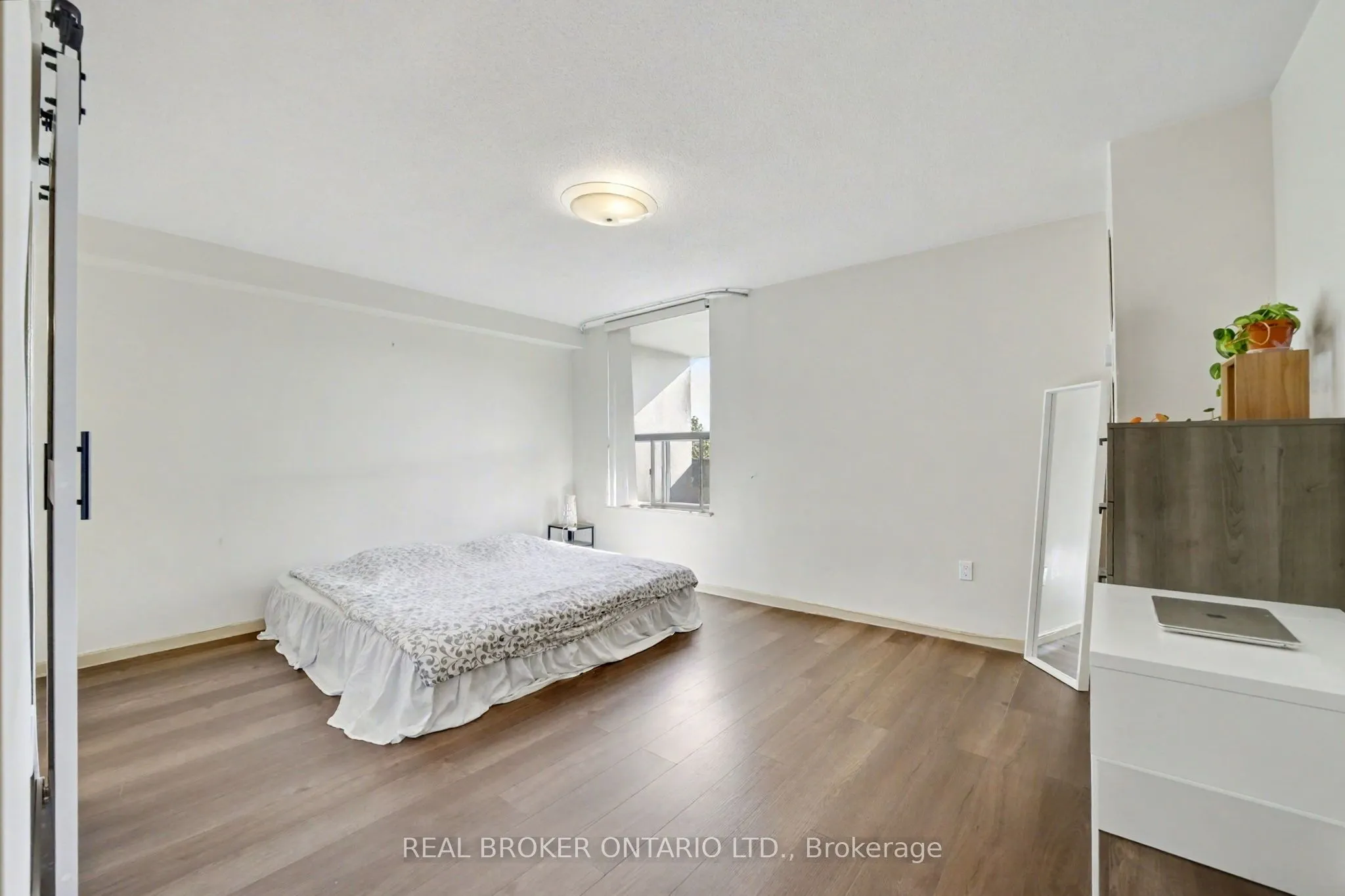 100 Canyon Avenue #503