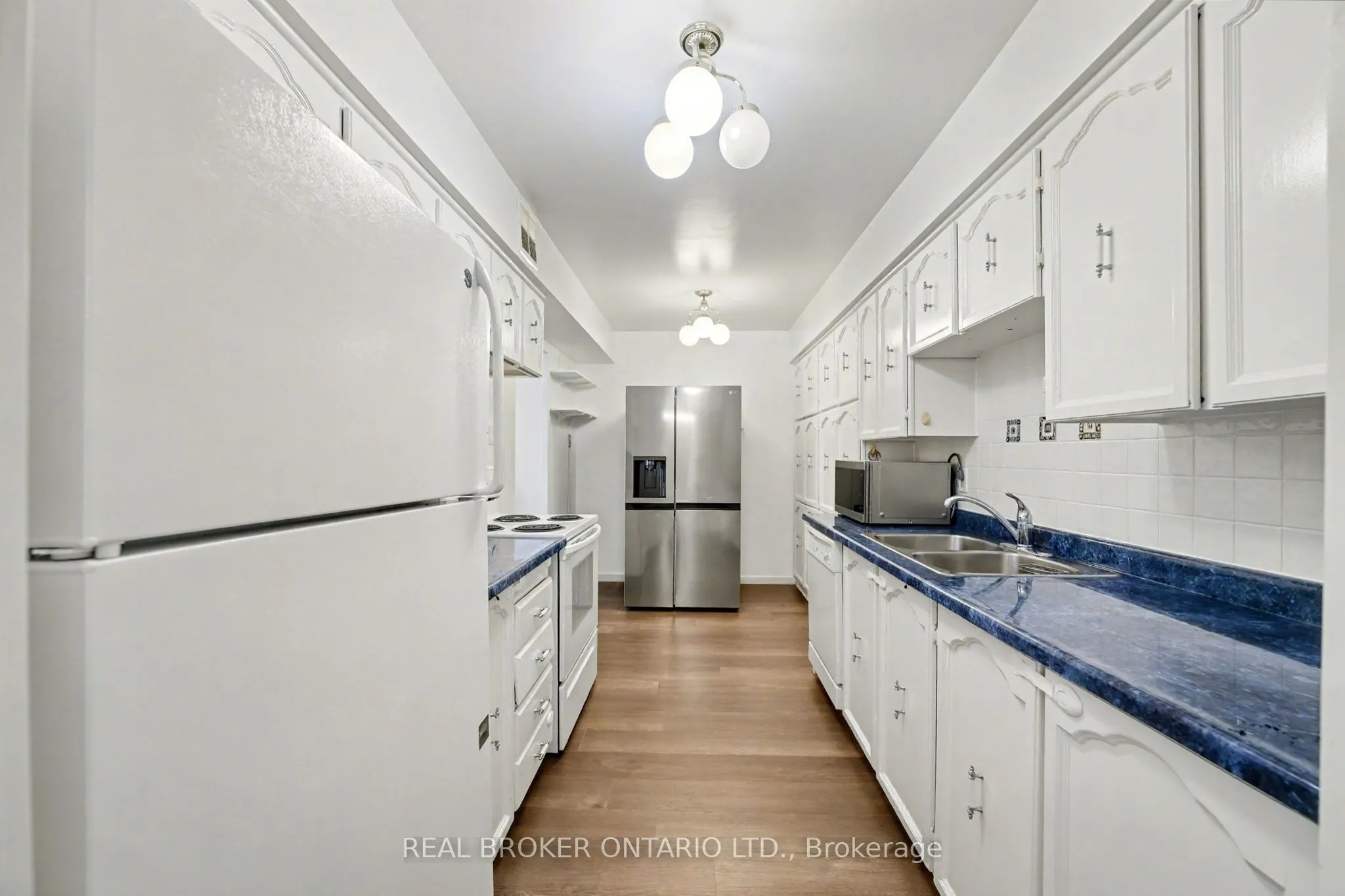 100 Canyon Avenue #503