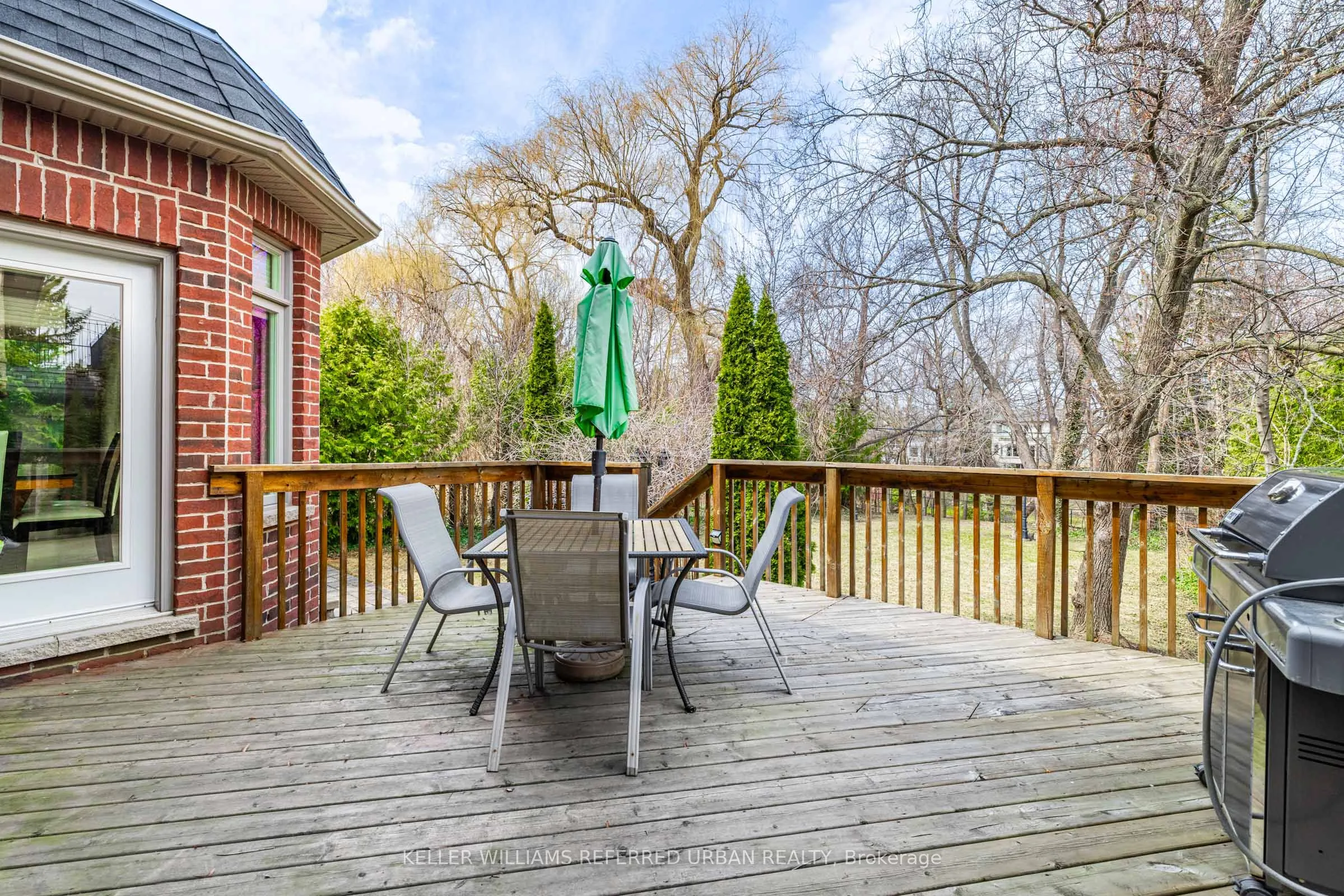 60 Hawksbury Drive
