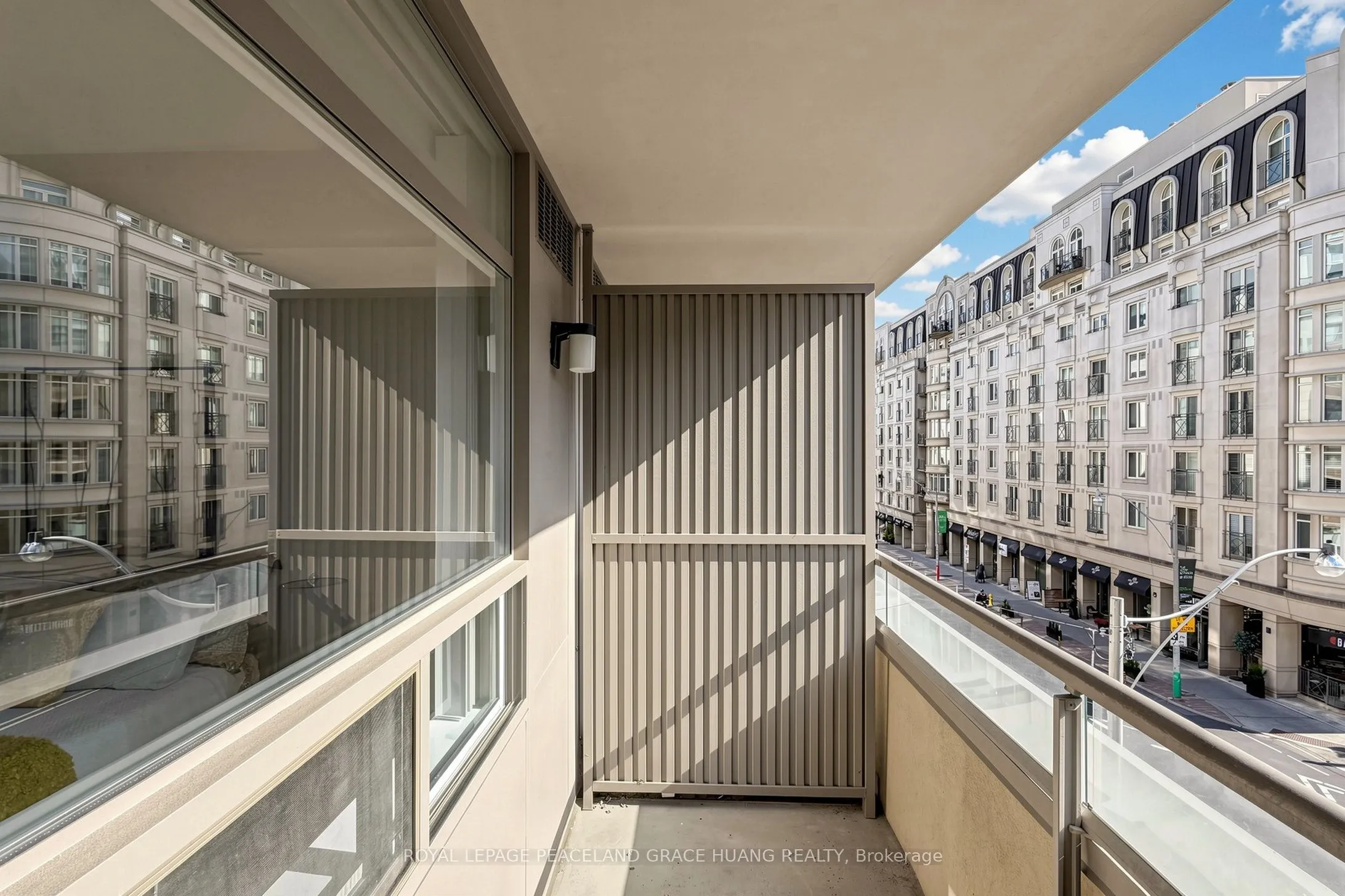 5 Rosehill Avenue #609