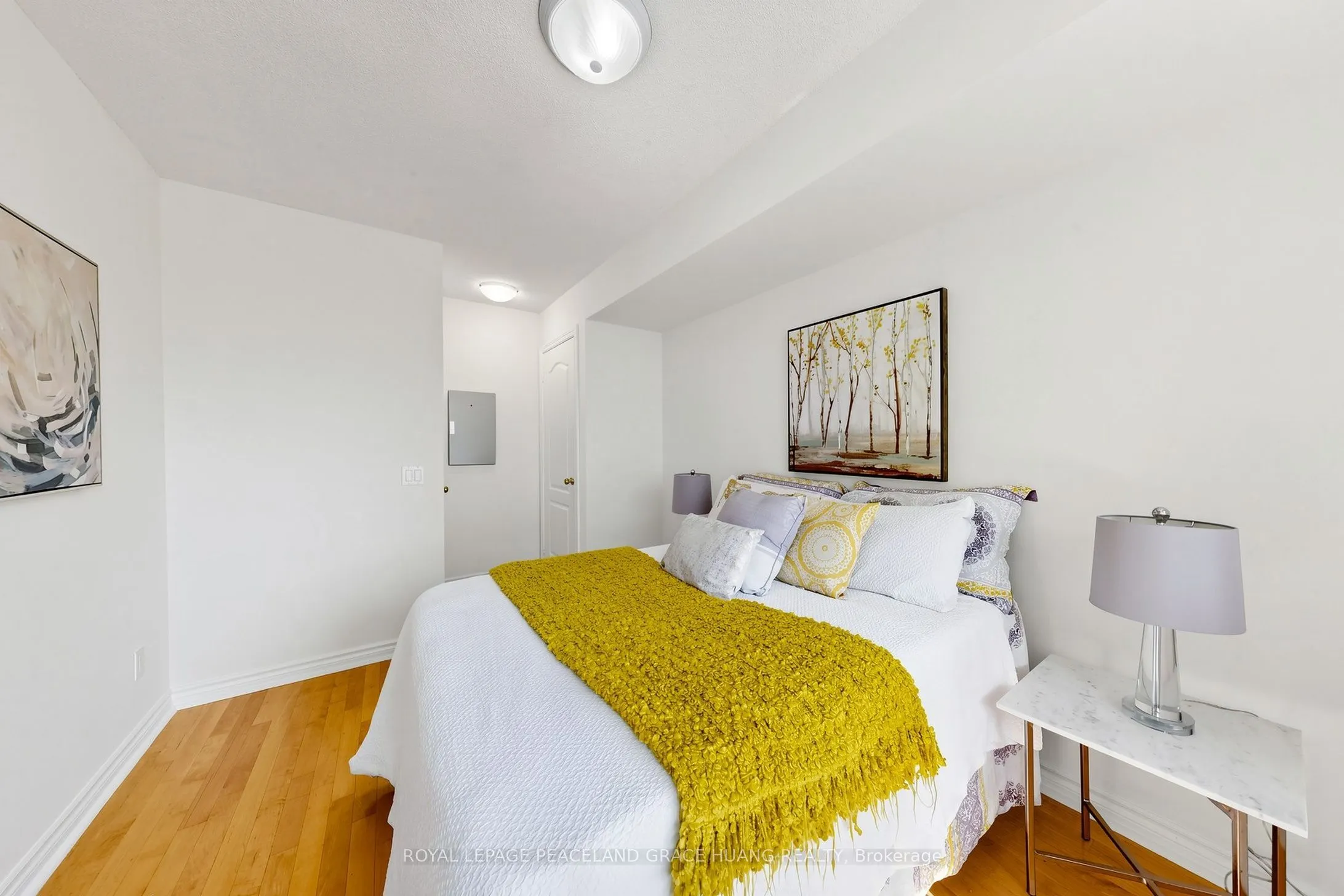 5 Rosehill Avenue #609