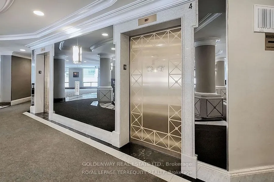18 Pemberton Avenue #402