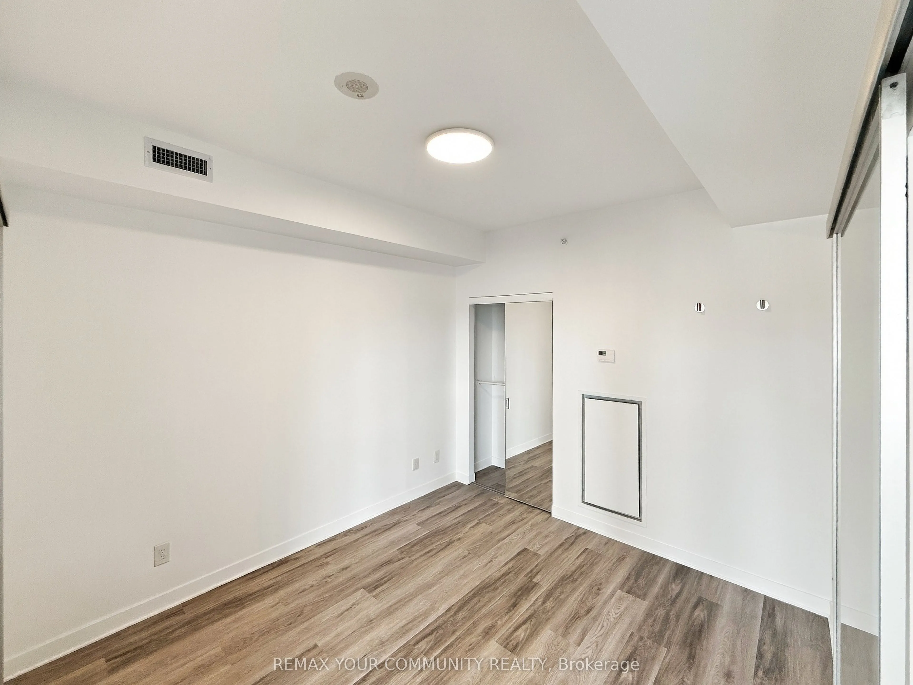150 East Liberty Street #618