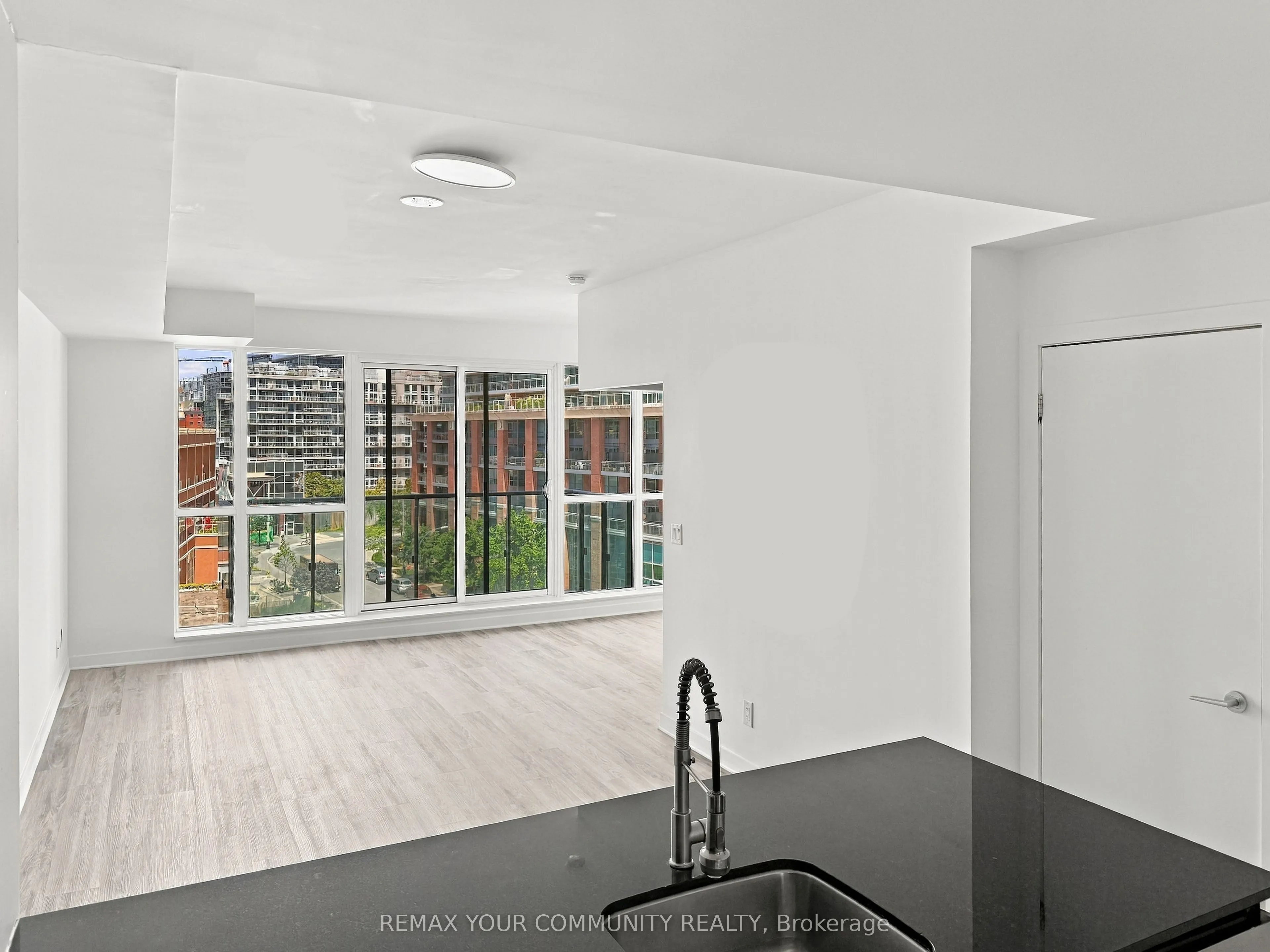 150 East Liberty Street #618
