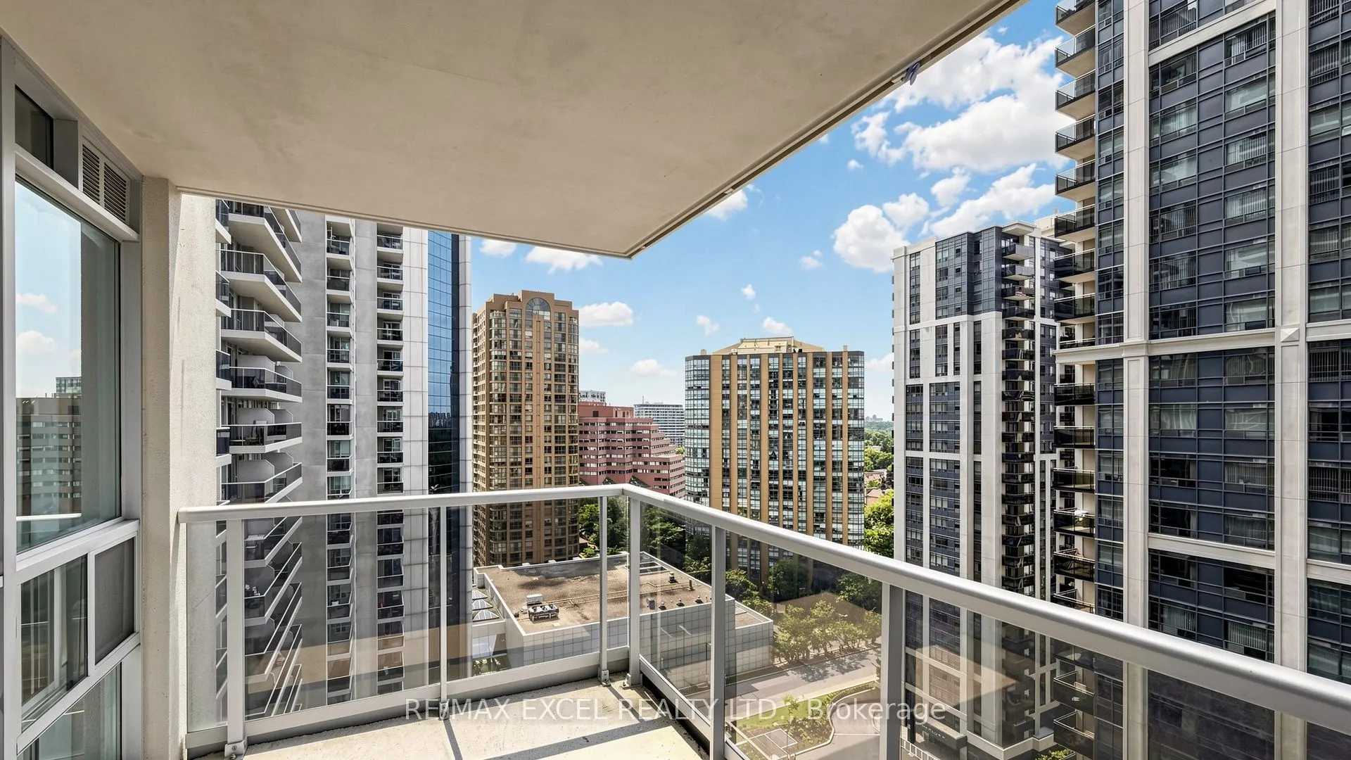 4978 Yonge Street #2009