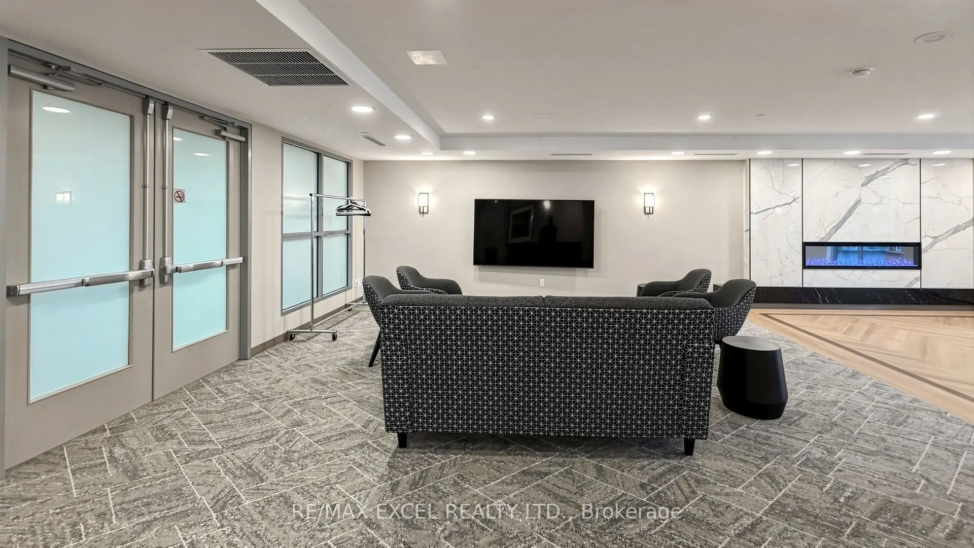 4978 Yonge Street #2009