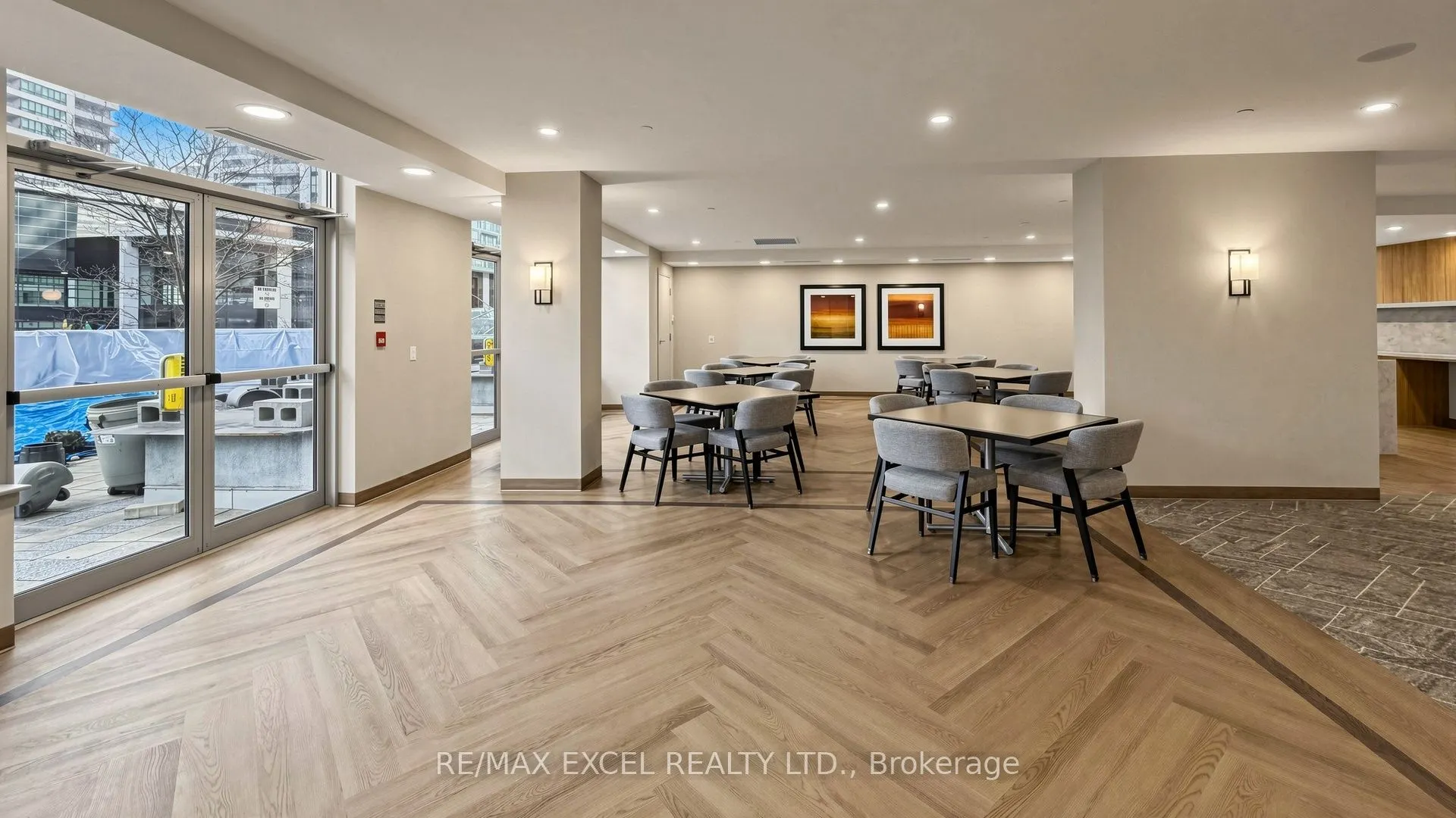 4978 Yonge Street #2009
