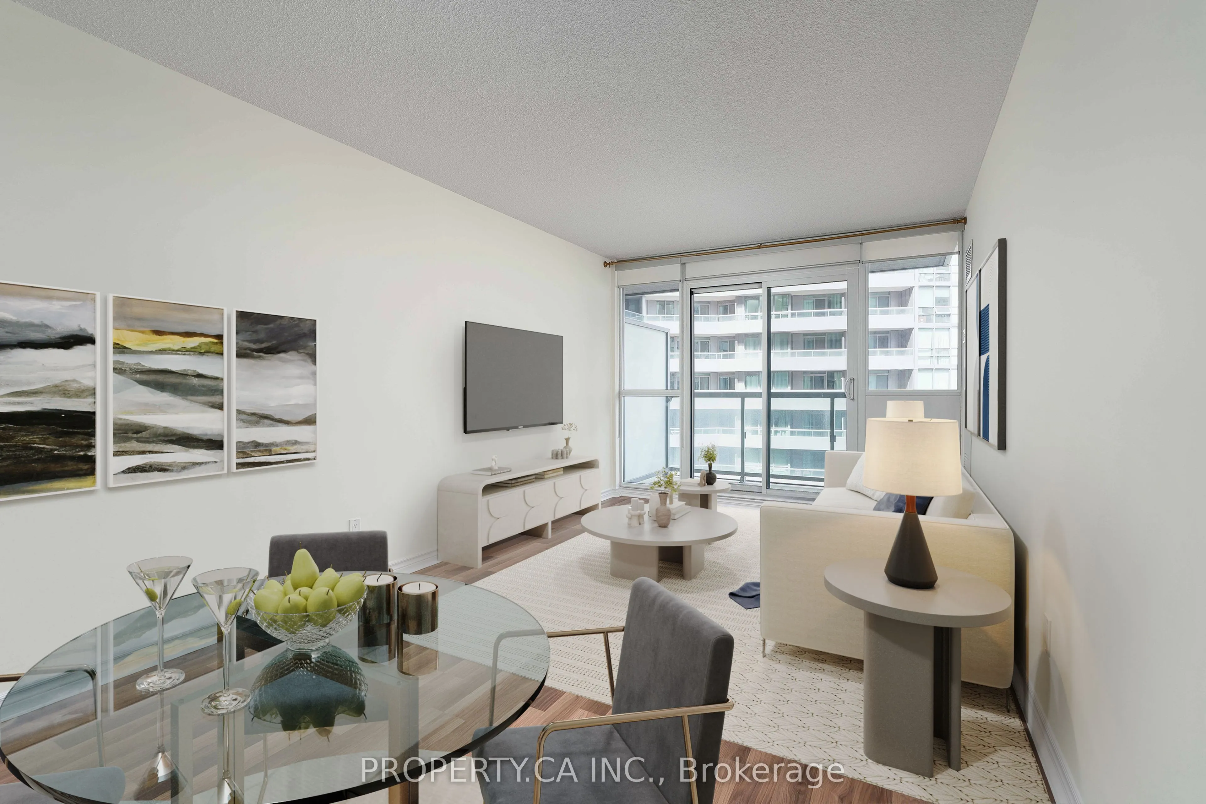 25 Lower Simcoe Street #803