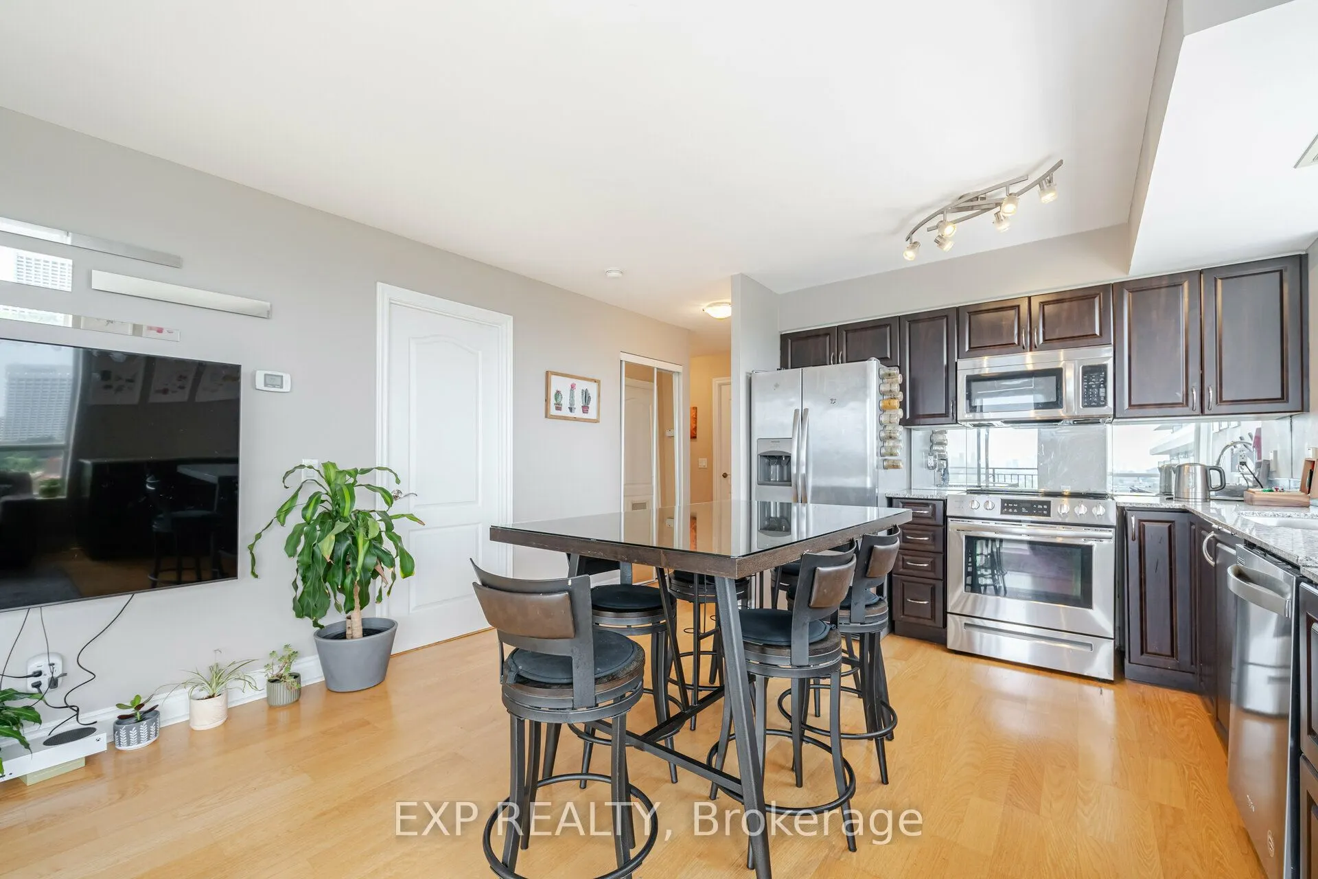 1103 Leslie Street #1103