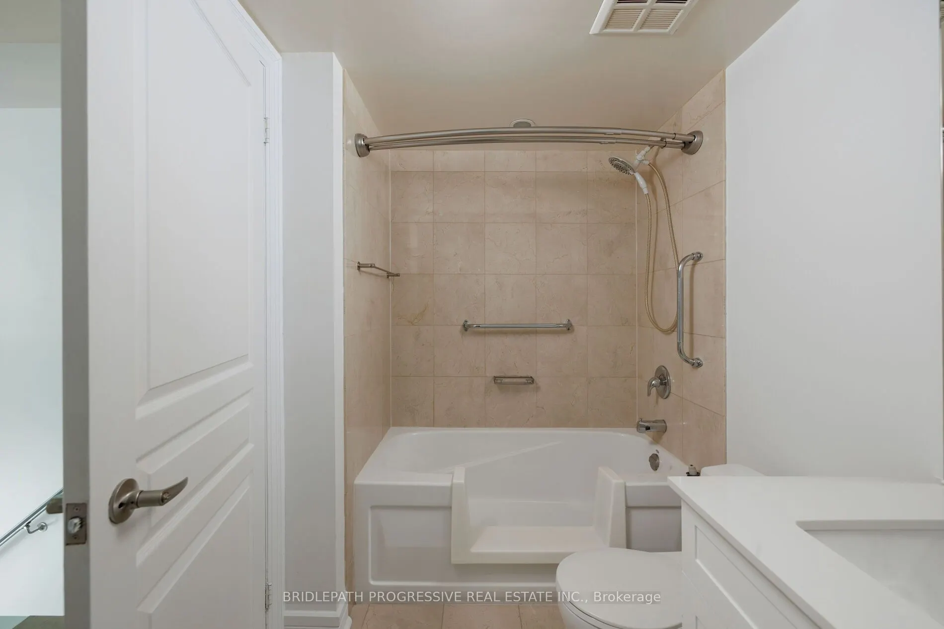 1 Avondale Avenue #509