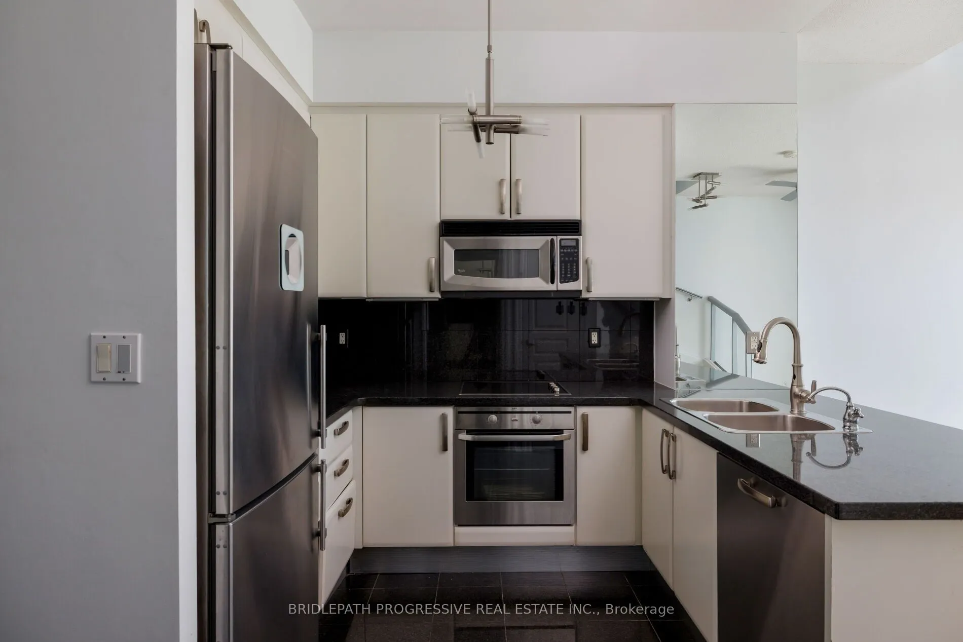 1 Avondale Avenue #509