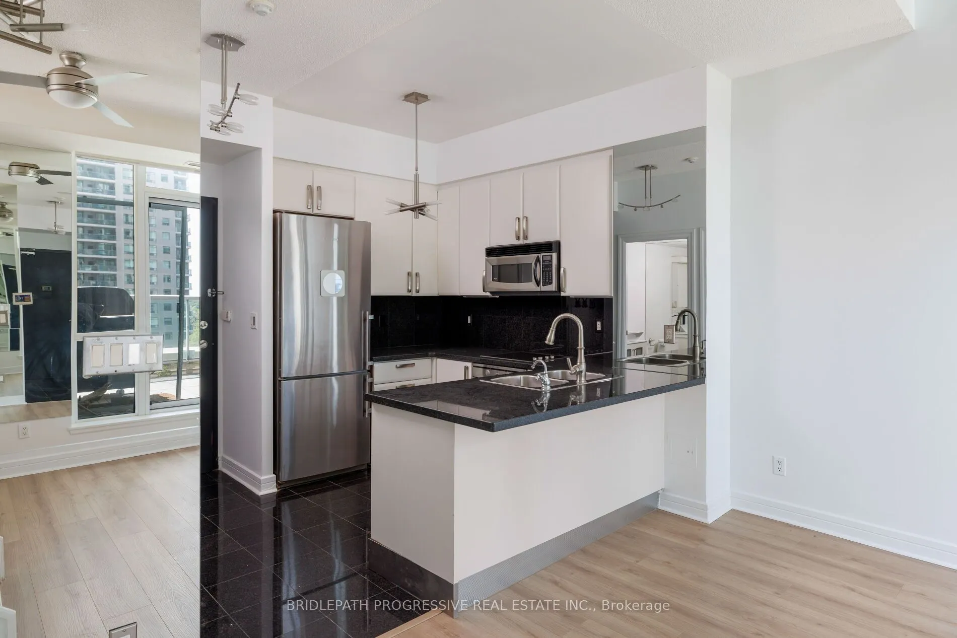 1 Avondale Avenue #509