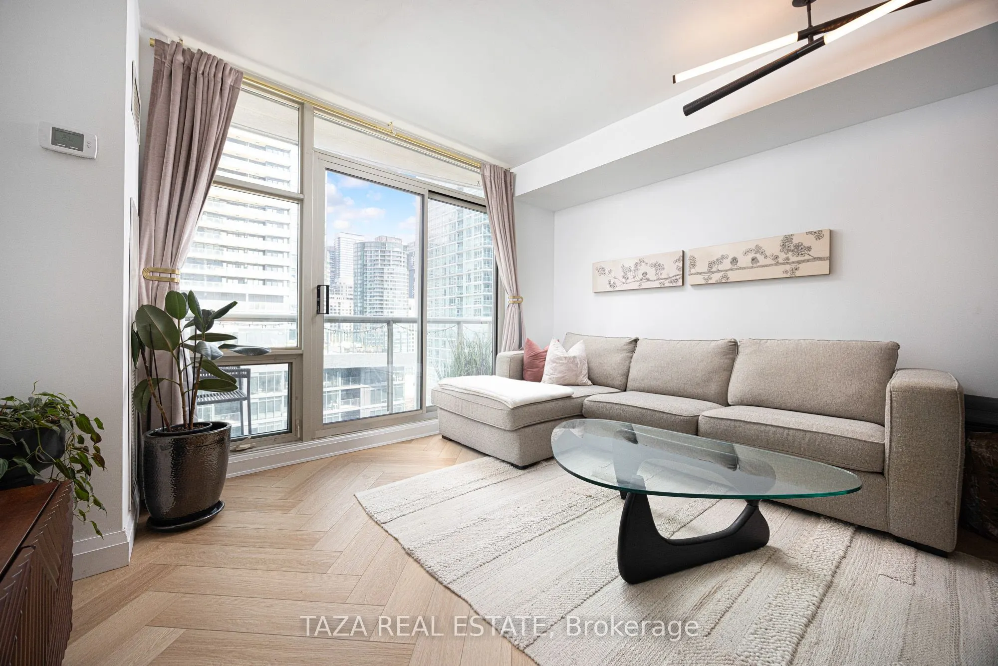 10 Navy Wharf Court #1705