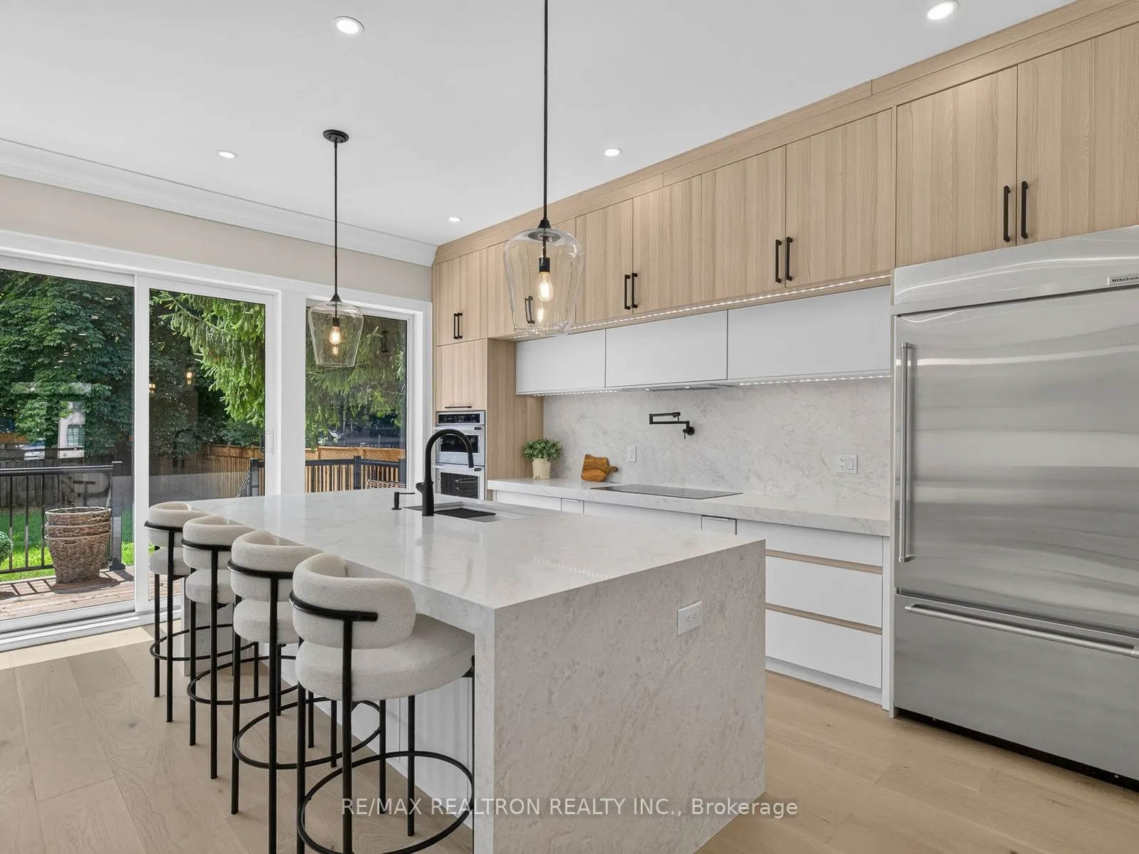 303 Ridley Boulevard