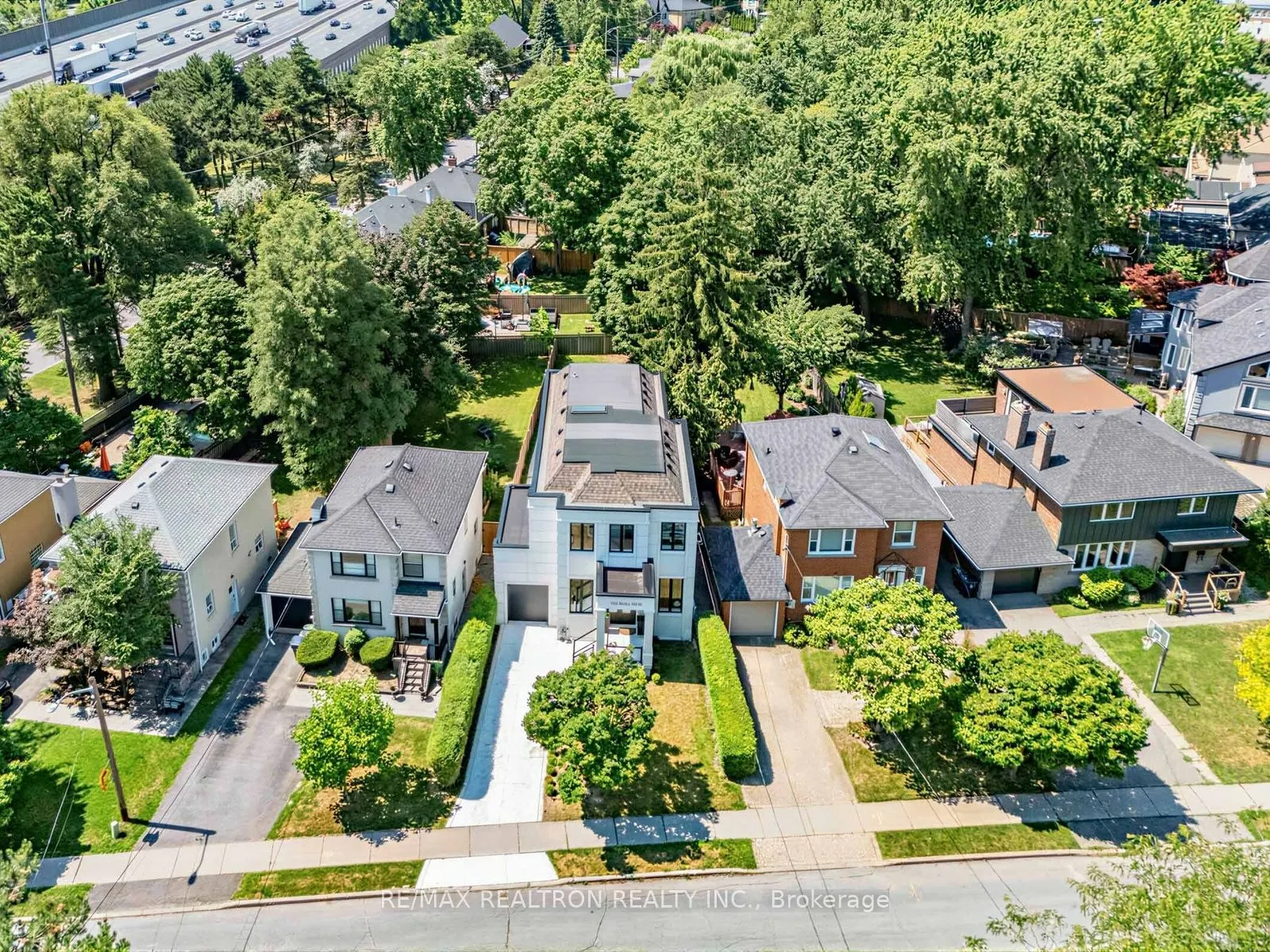 303 Ridley Boulevard
