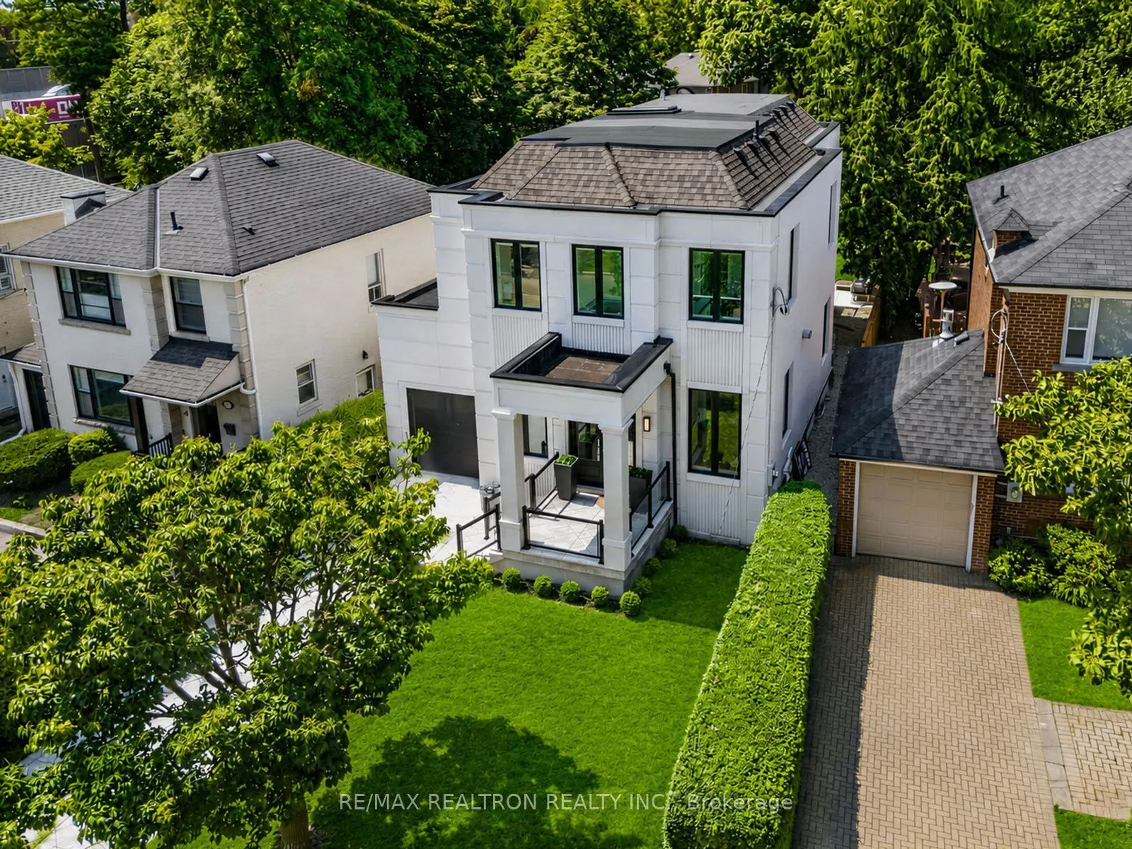 303 Ridley Boulevard