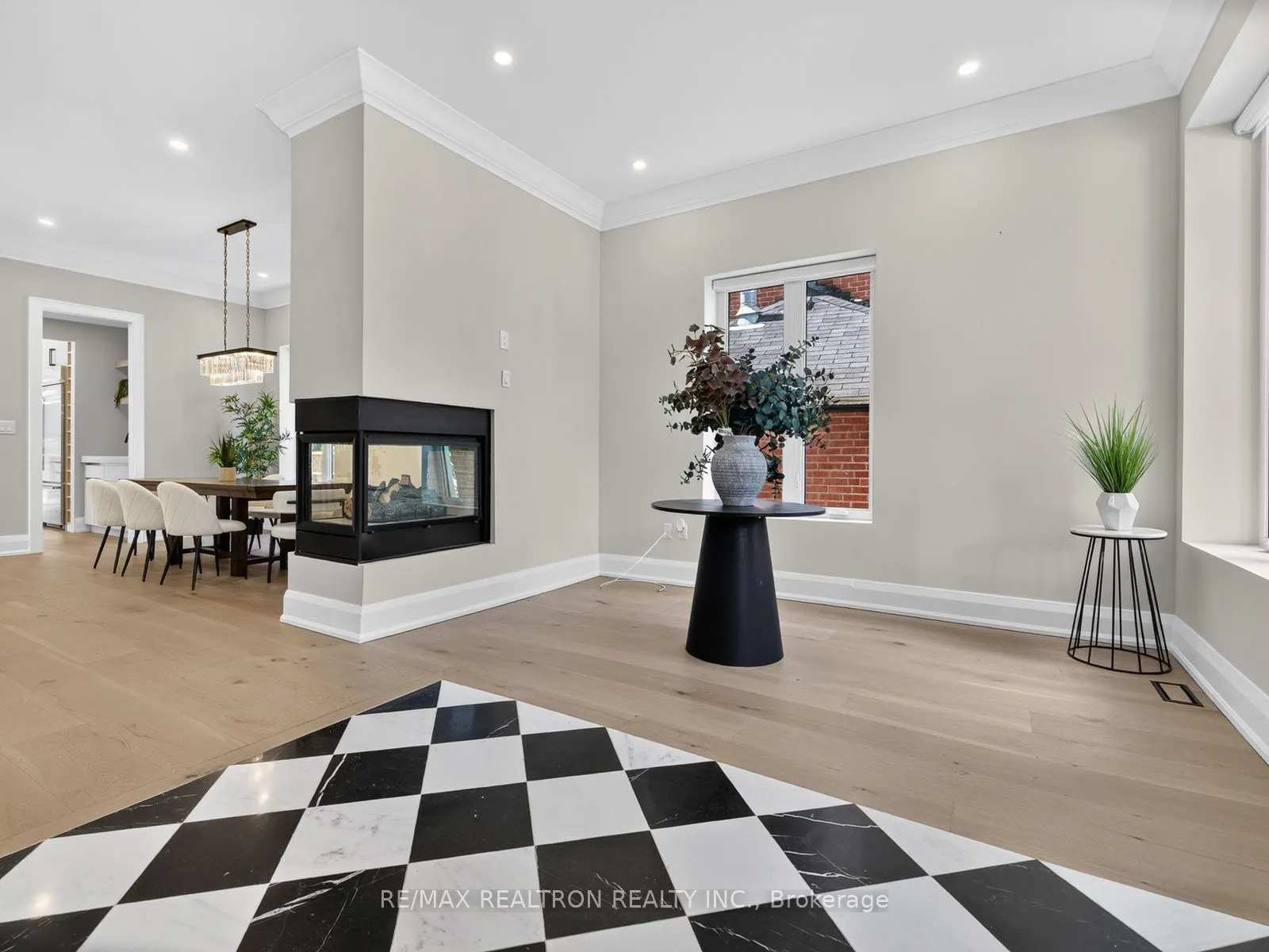 303 Ridley Boulevard