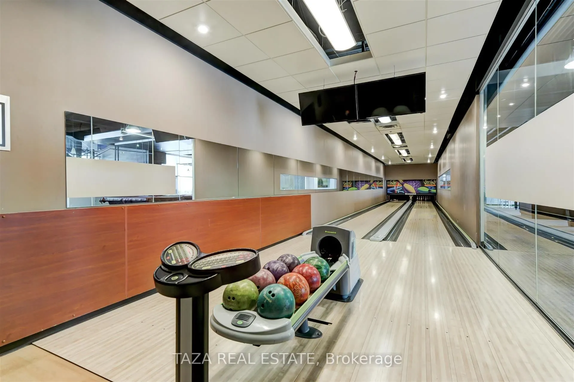 10 Navy Wharf Court #1705