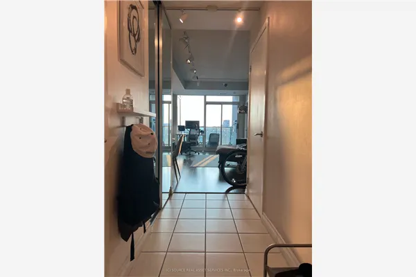219 Fort York Boulevard