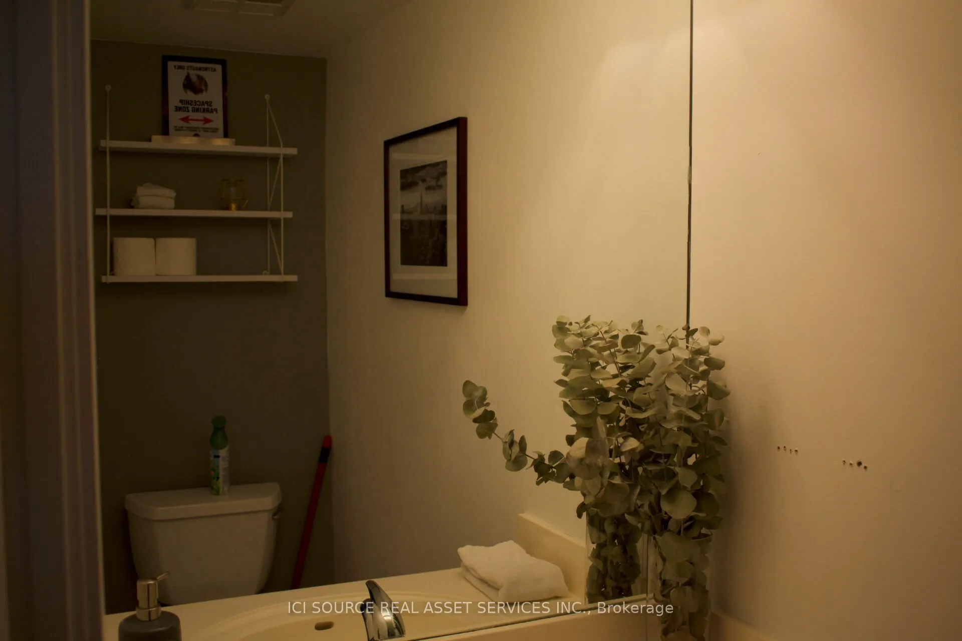 219 Fort York Boulevard #2612