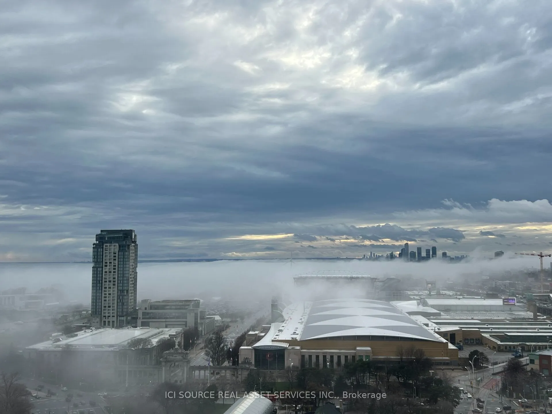 219 Fort York Boulevard #2612