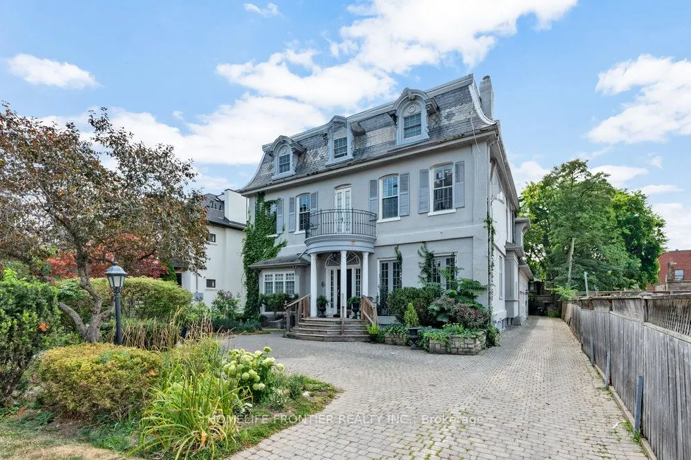 17 Teddington Park Avenue S #3