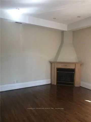 17 Teddington Park Avenue S #3