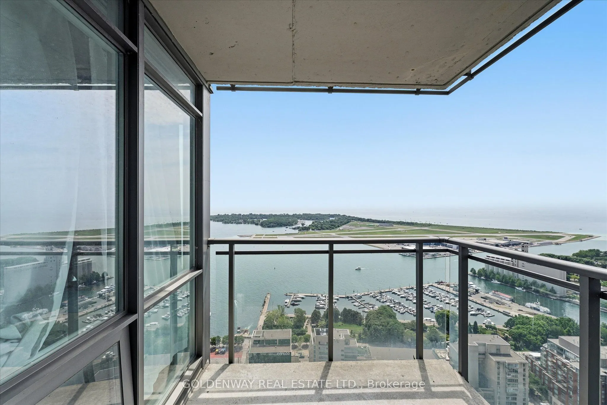 11 Brunel Court #5015