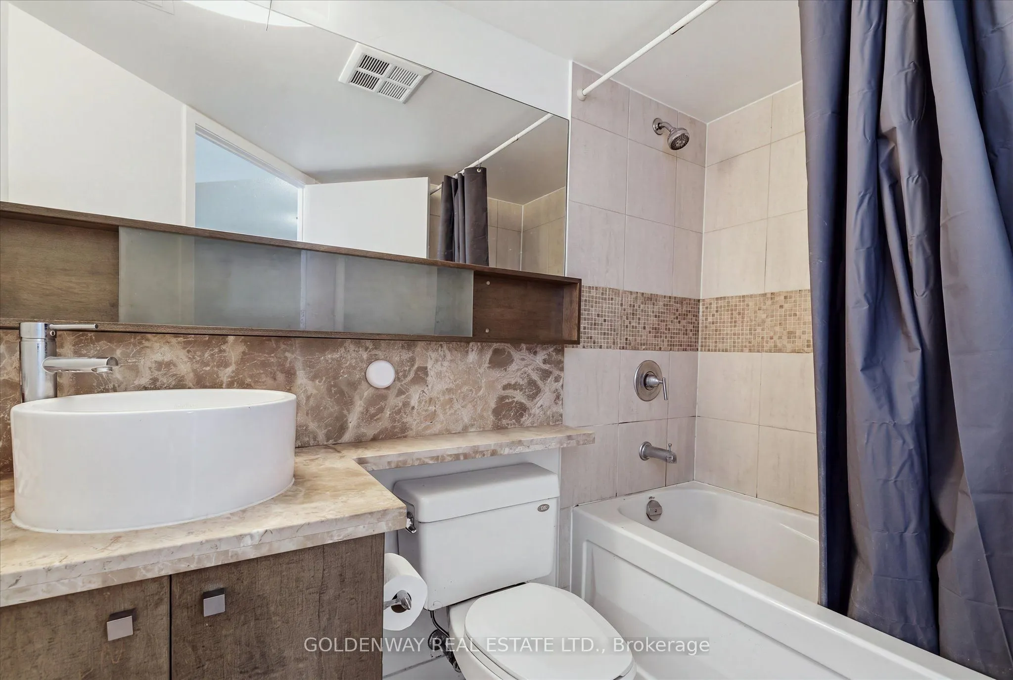 11 Brunel Court #5015