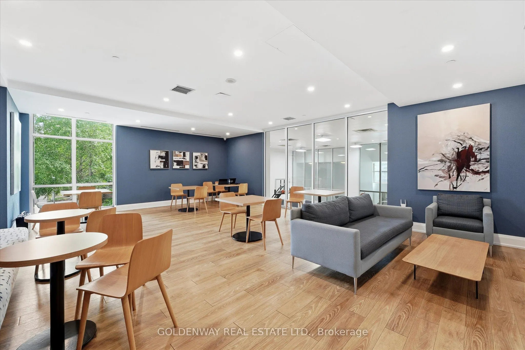 11 Brunel Court #5015