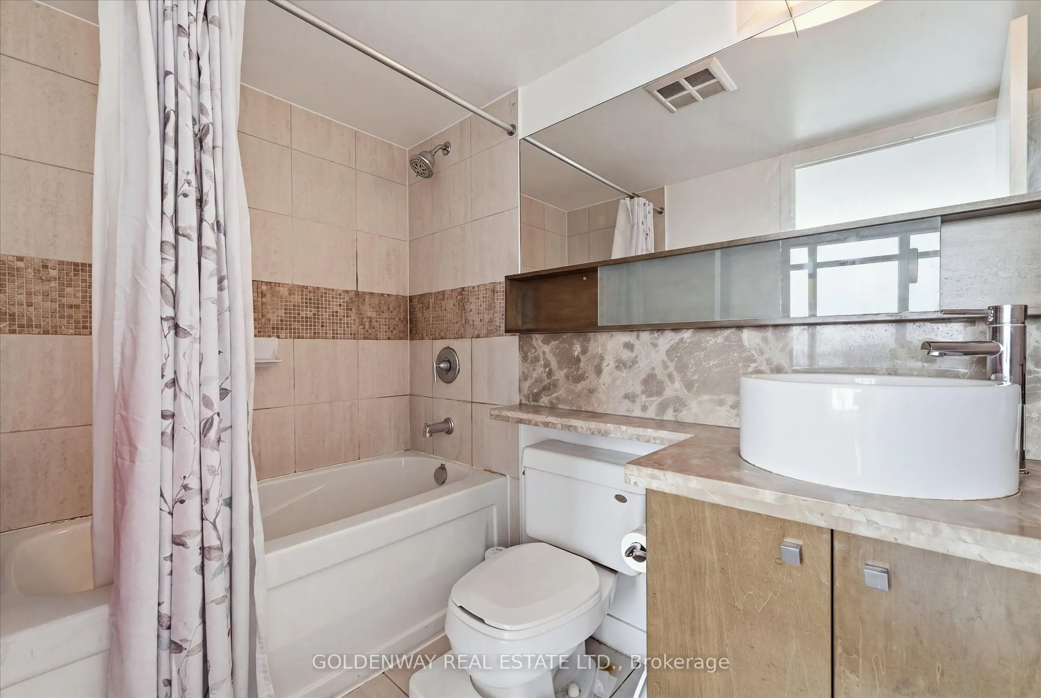 11 Brunel Court #5015